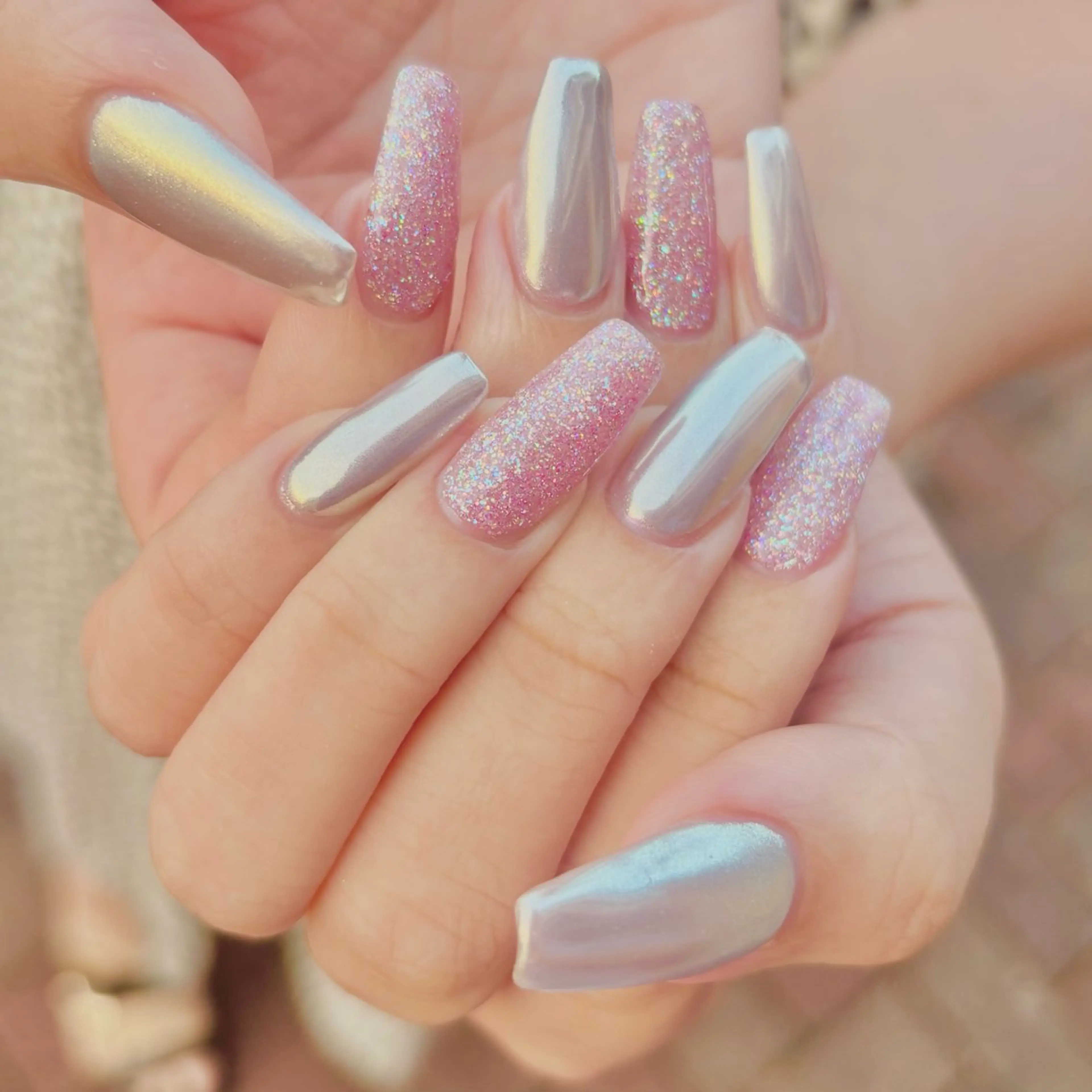 ネイル ミラーネイル ハンドネイル NAILSALON 【CHOUCHOU】のネイルデザイン