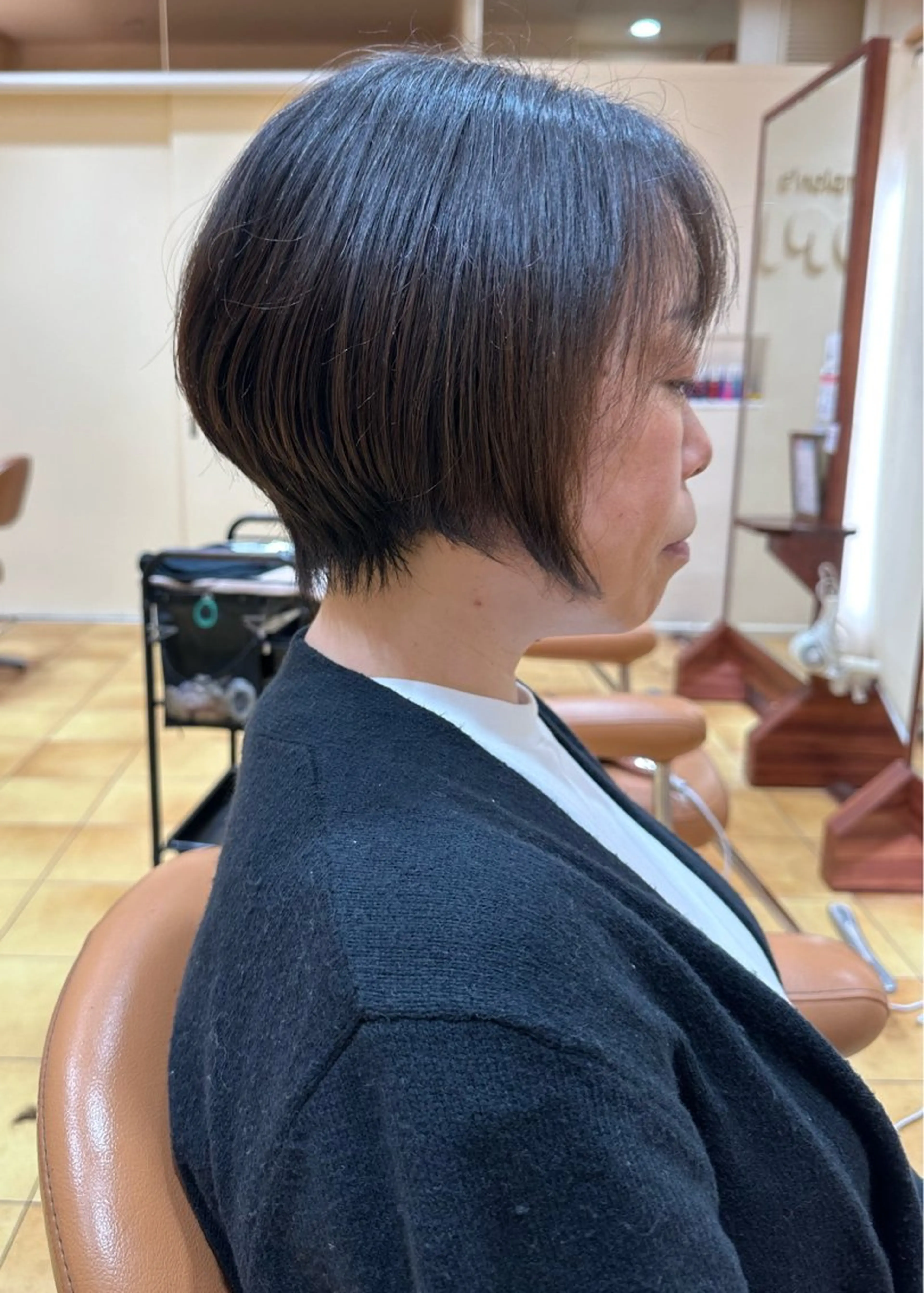 ショート ショートボブ ボブ ショートヘア 縮毛矯正 カット とうい/パーマボブ/ くせ毛/丸みボブのヘアスタイル
