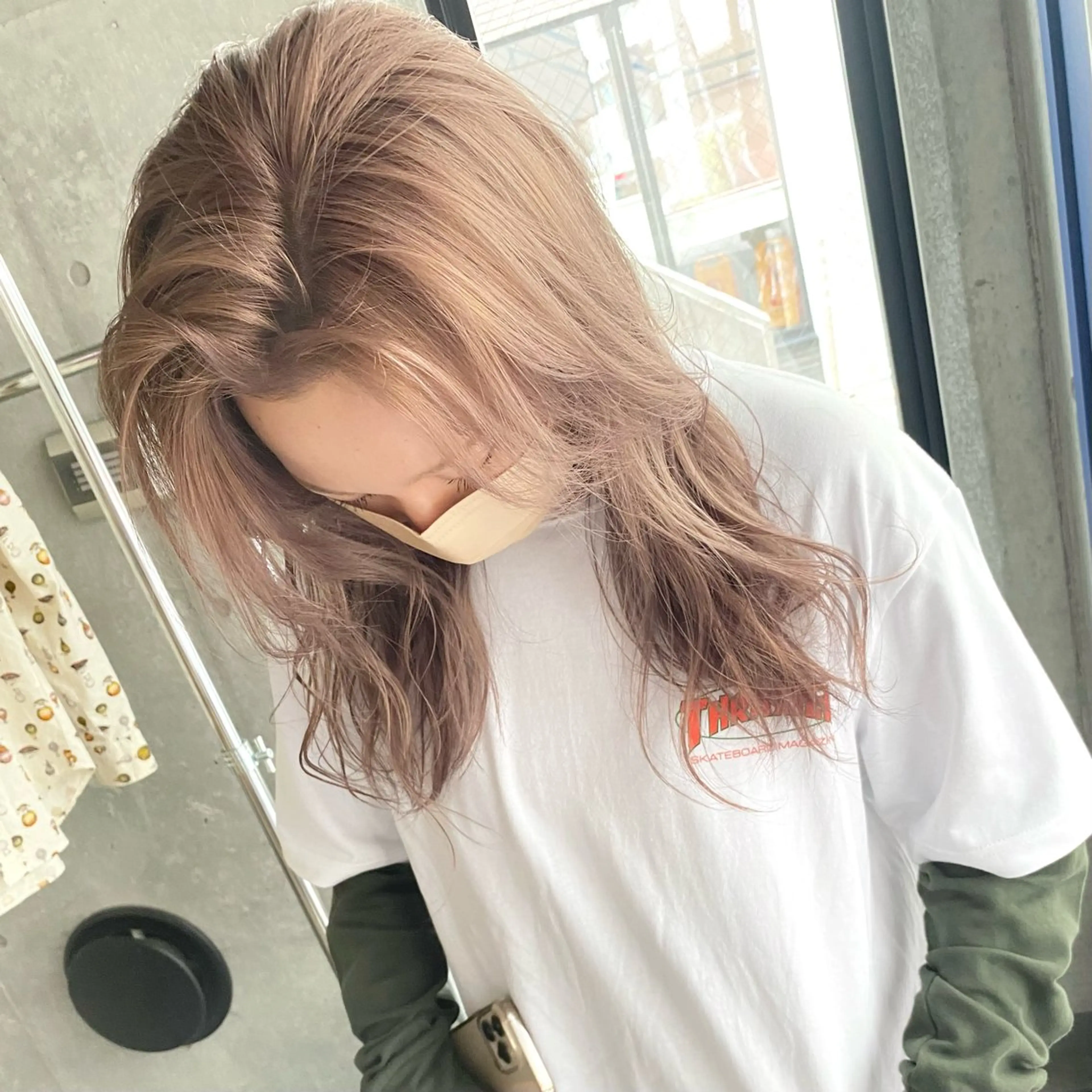 セミロング ⭐️横浜ブリーチ特化 美容師　堤涼⭐️のヘアスタイル