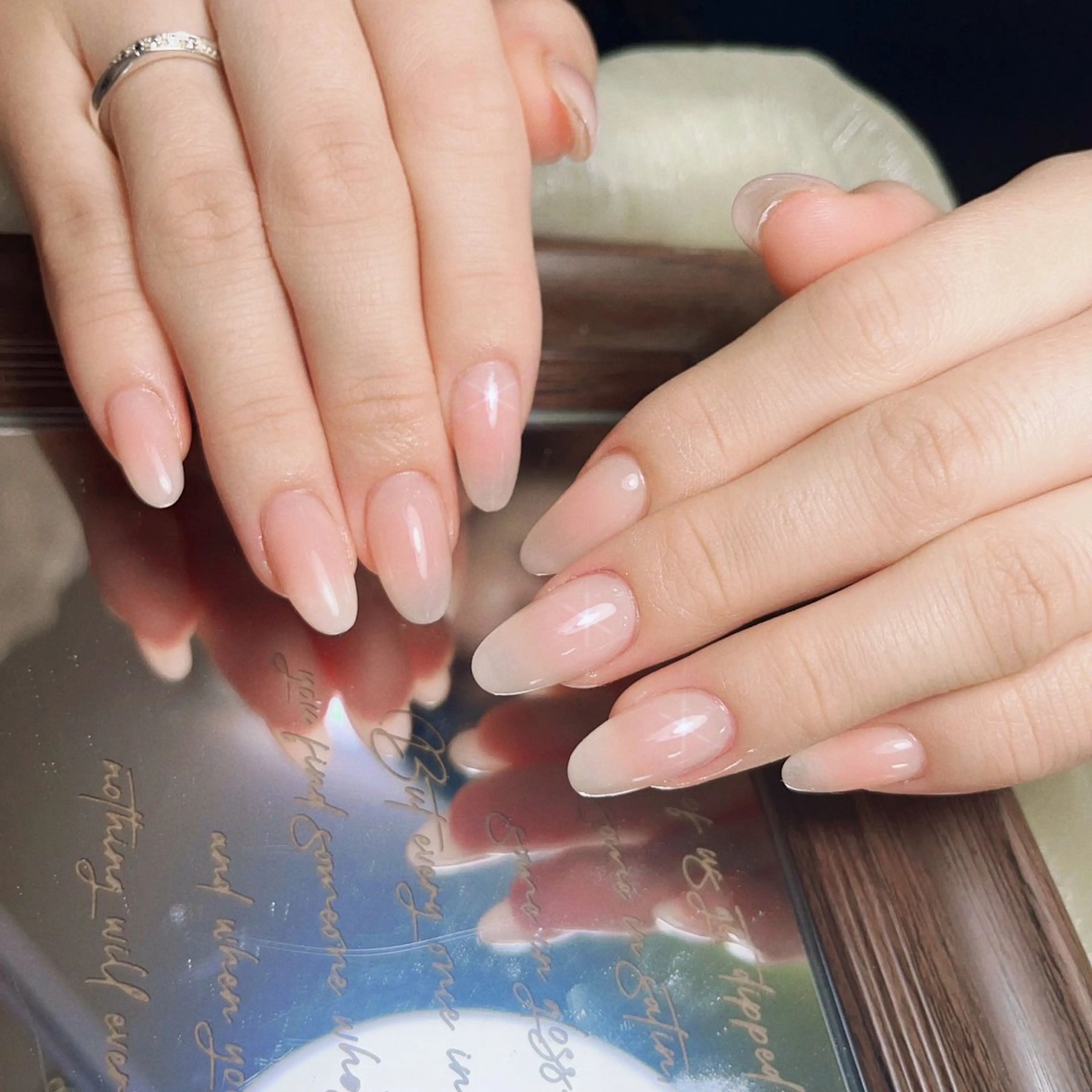 ネイル ハンドネイル ハンドケア BuBu Nail渋谷道玄坂のネイルデザイン