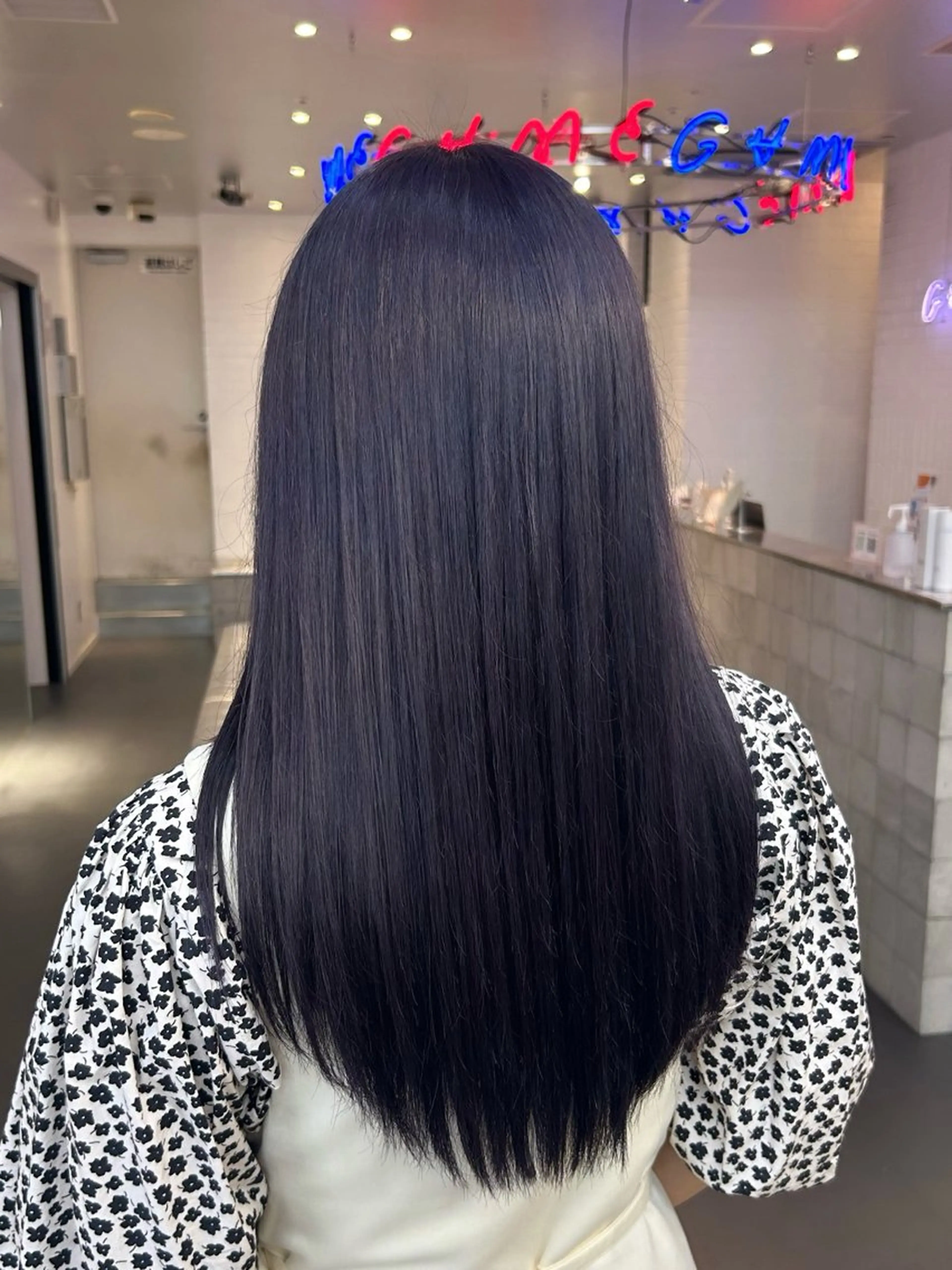 ショート ボブ エクステ 外国人風カラー 卒業式のヘアスタイル レイヤーカット MiRI💜地毛級 エクステ✖似合わせ技のヘアスタイル