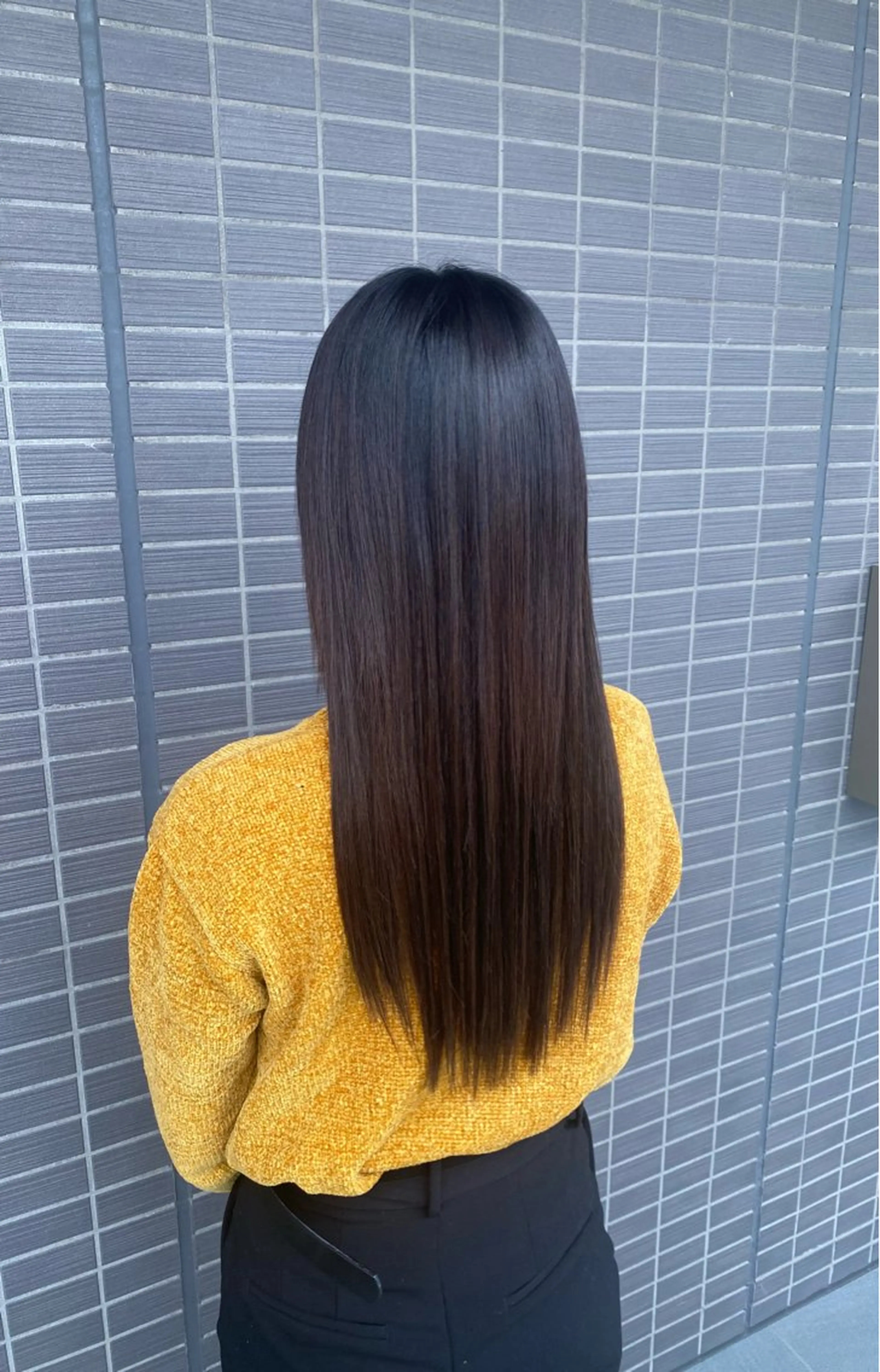 ロング 友利 翔太のヘアスタイル