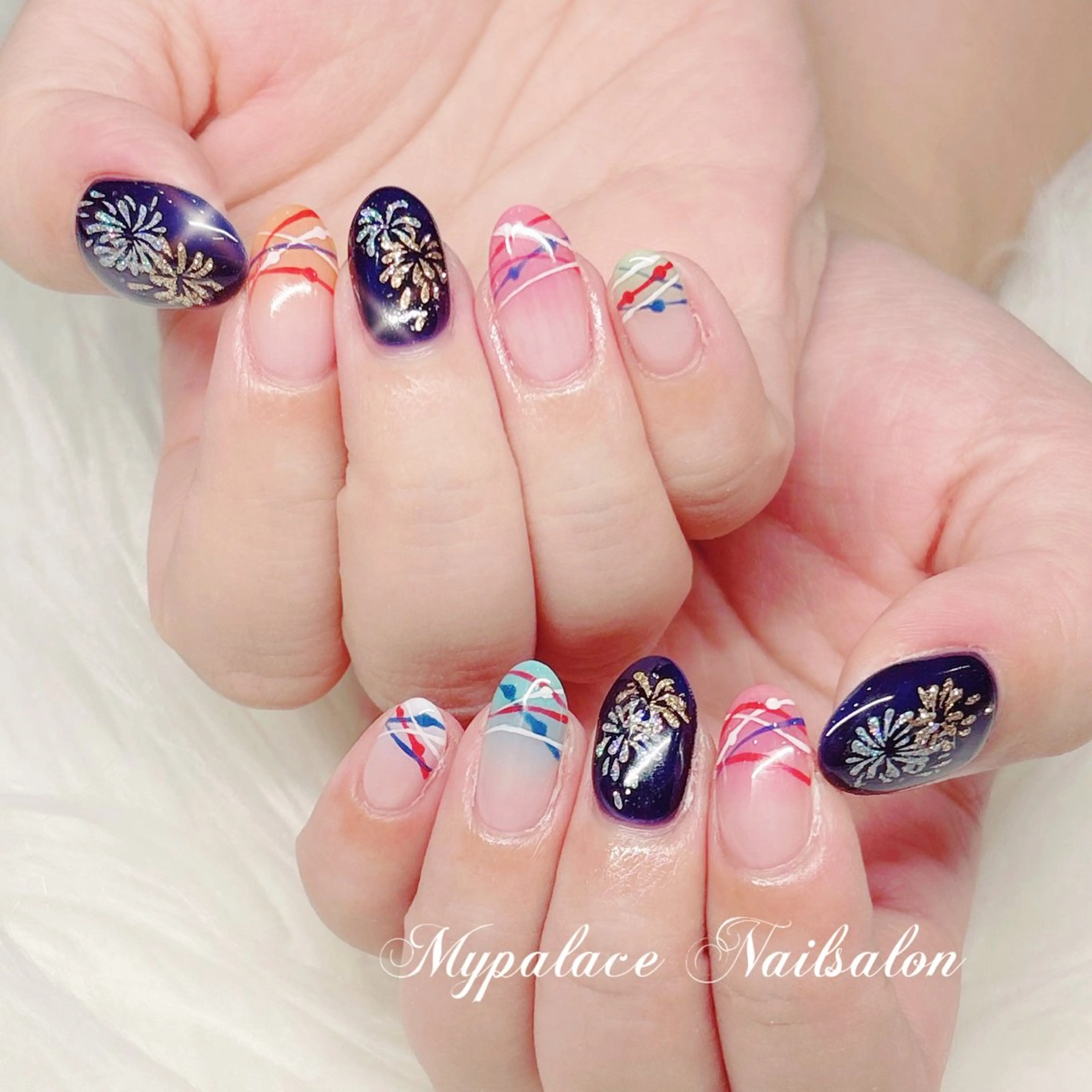 ネイル グラデーション ヨーヨーネイル ハンドネイル Yuis Nailスカルプ専門のネイルデザイン