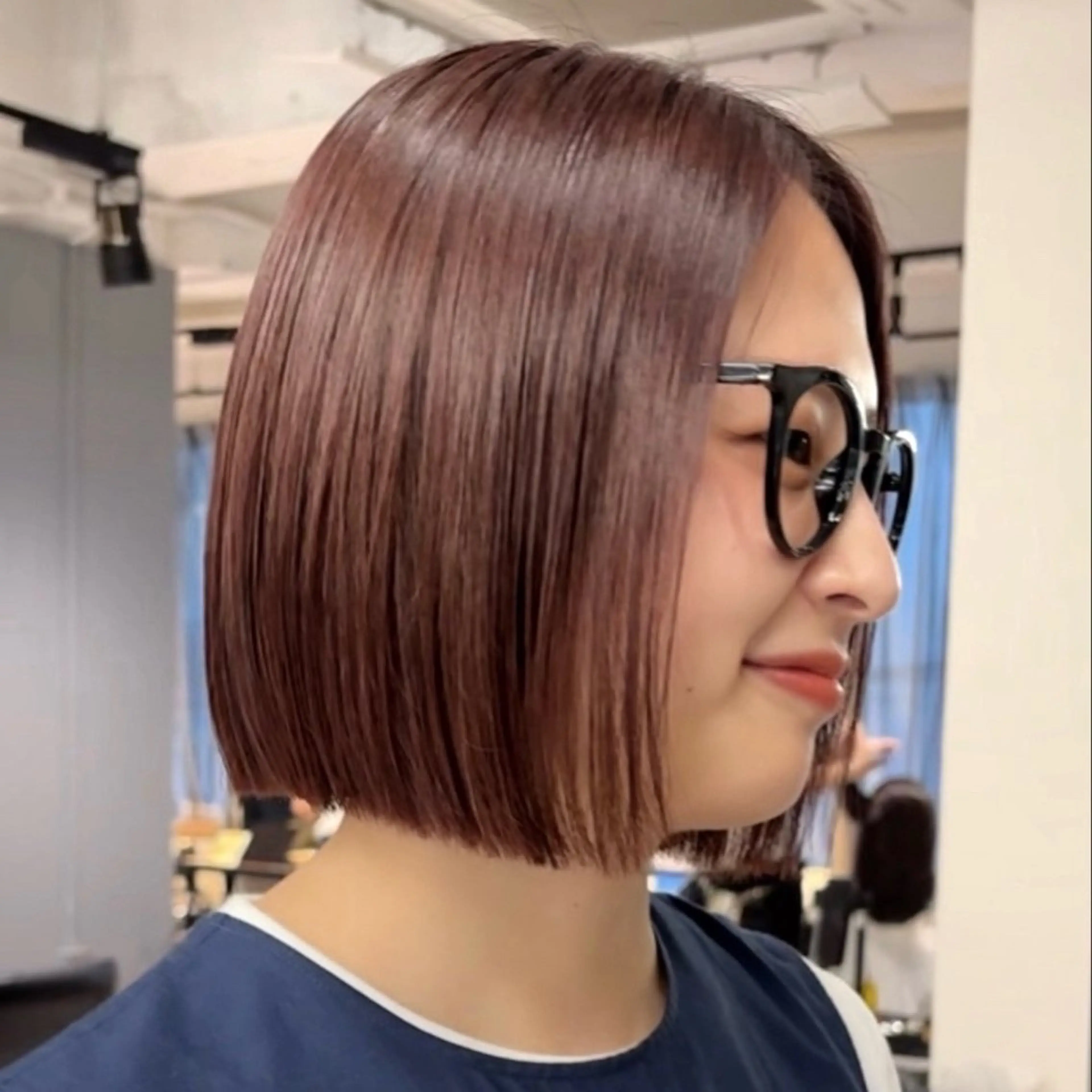 ショート 亀井 詩奈のヘアスタイル