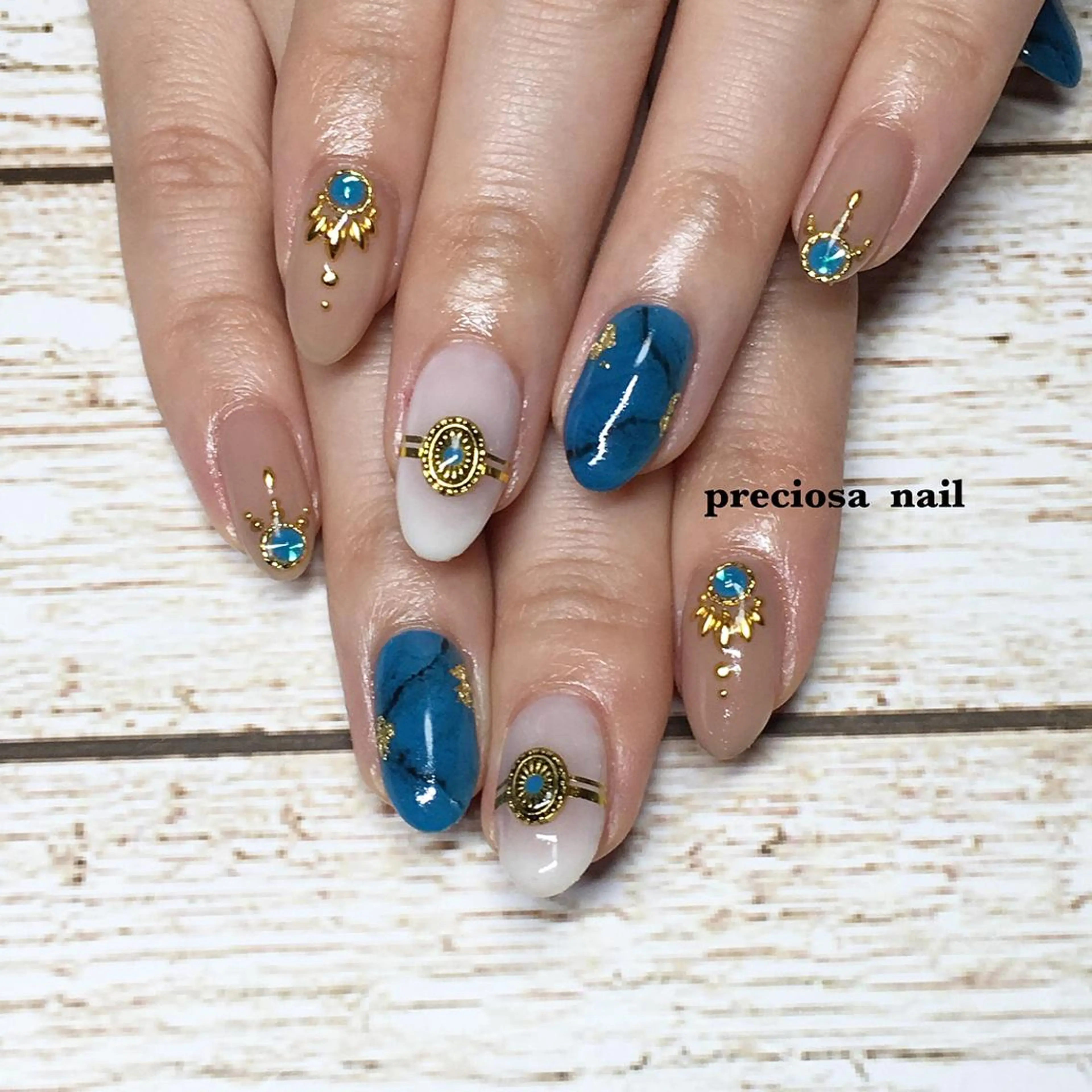 ネイル preciosa.nail所属・久場 晴美のネイルデザイン