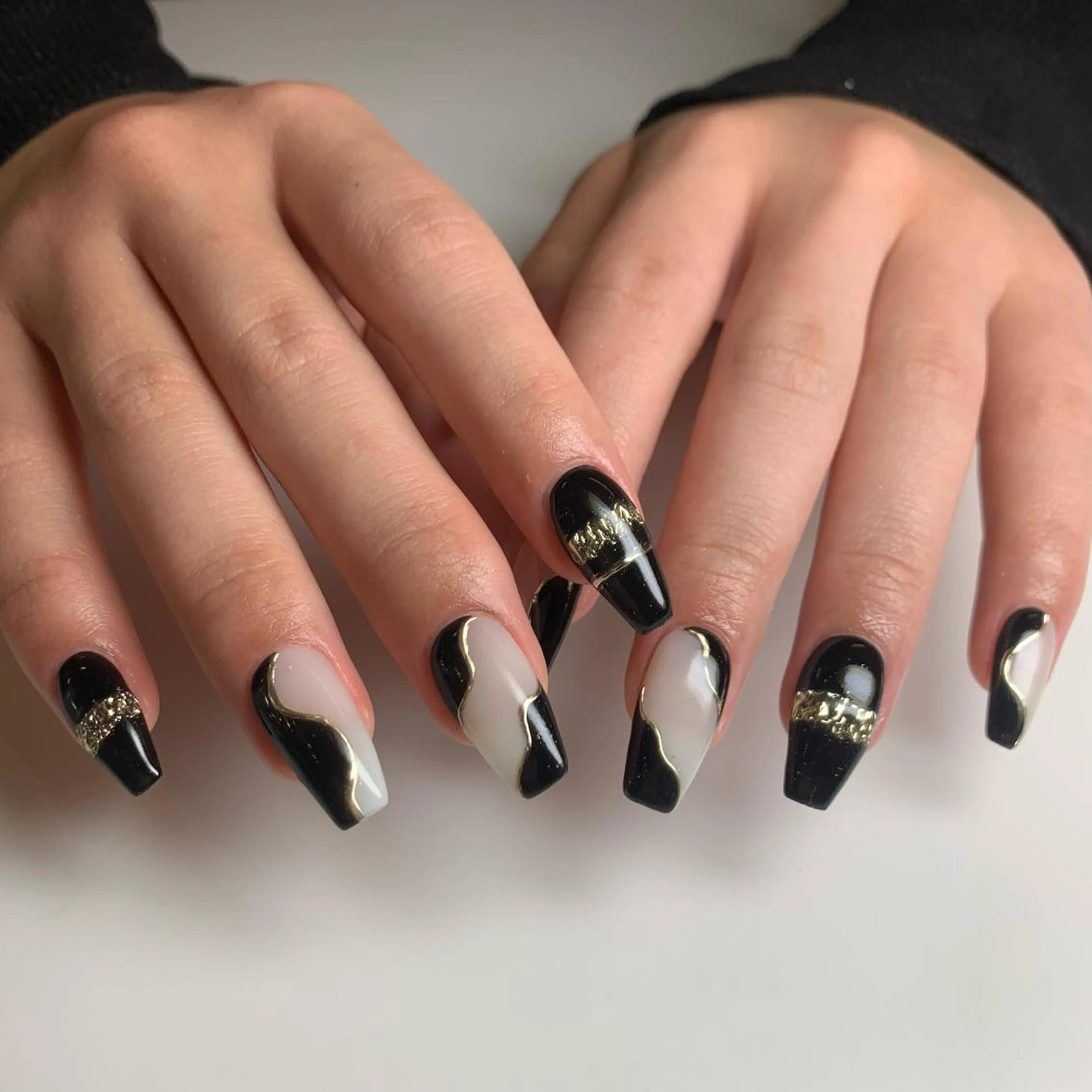 ネイル ハンドネイル 恒川 みなみのネイルデザイン