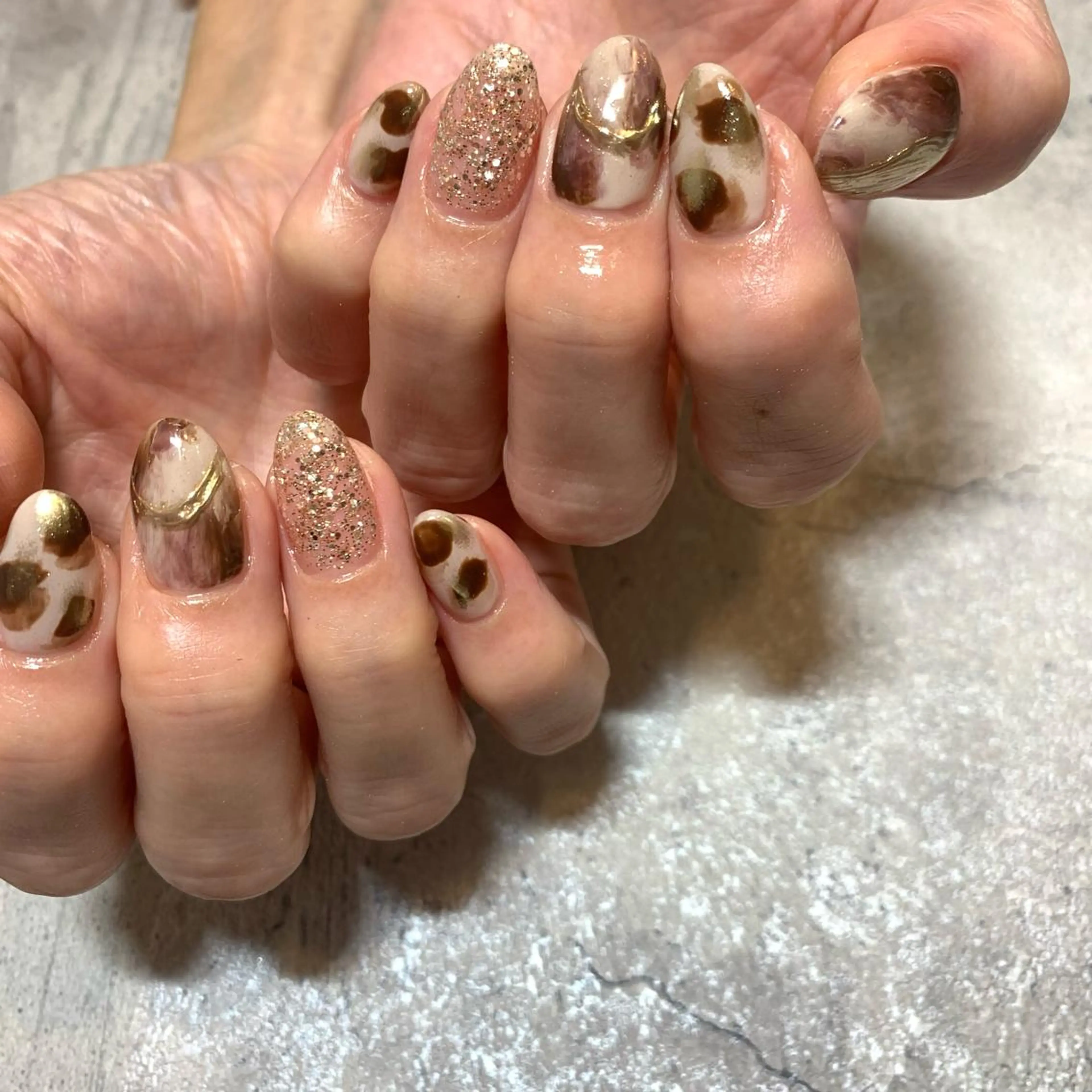 ネイル ハンドネイル ハンドケア 岩本 真のネイルデザイン