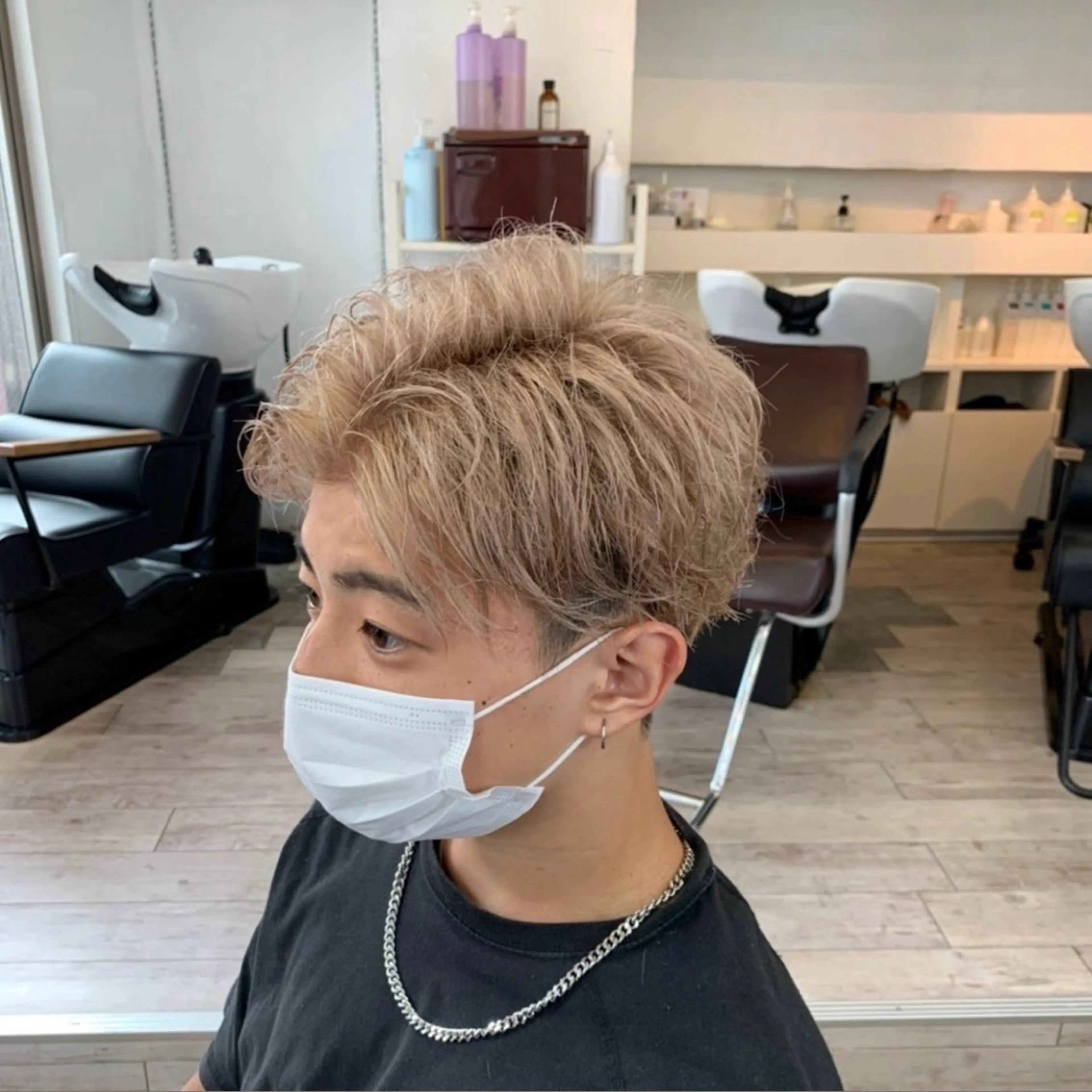 ショート カラー メンズ men’s salon dot. tokyo 横浜店所属・🔥メンズ特化 カット1100円🔥のヘアスタイル