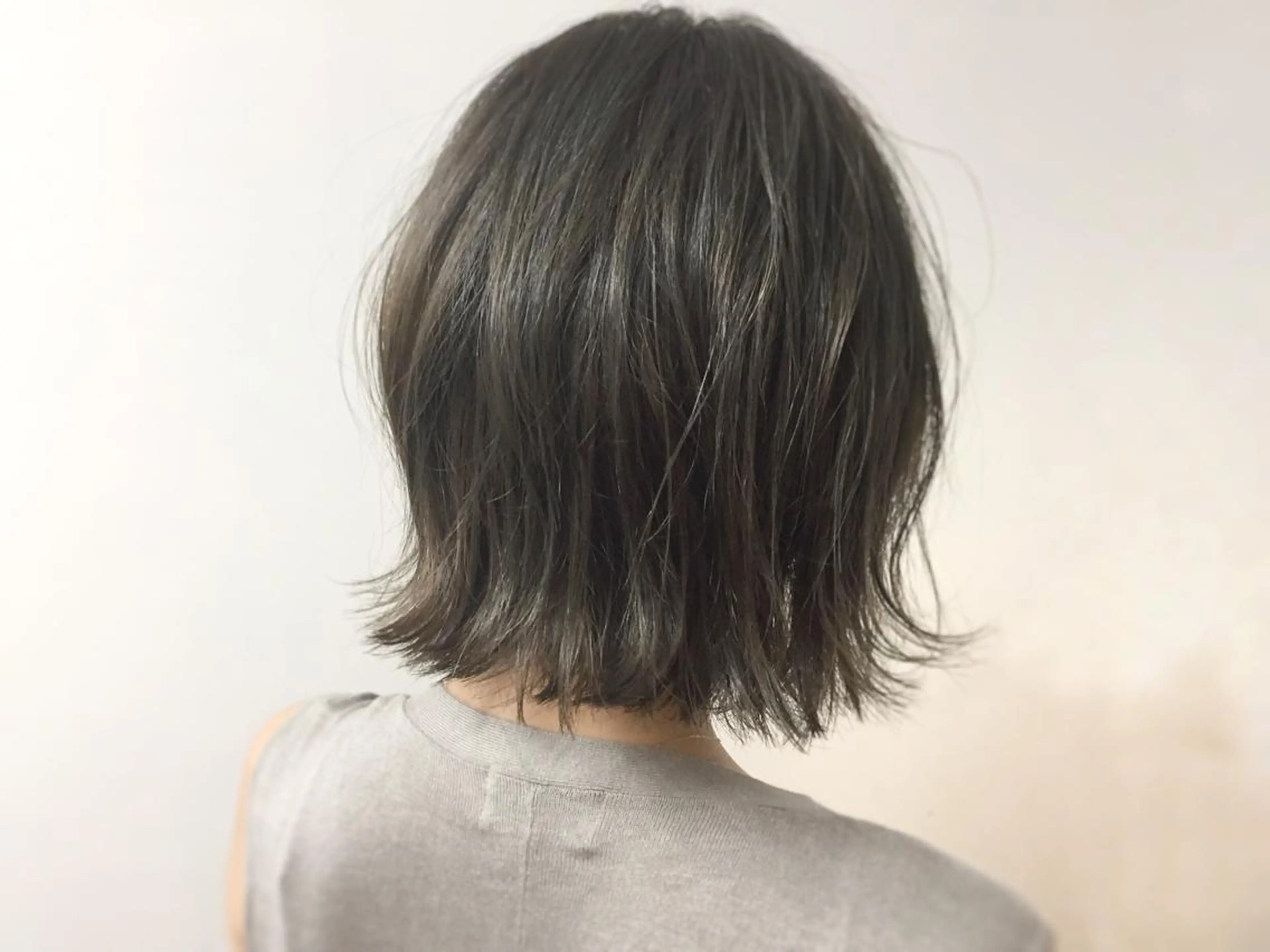 ショート カラー パーマ ヘアアレンジ グレージュ オリーブグレージュ オリーブグレー 大阪なんば 骨格診断カット PEACE by CITA【ピース バイ シータ】所属・髙田　健治 (ケンジ)のその他イメージ