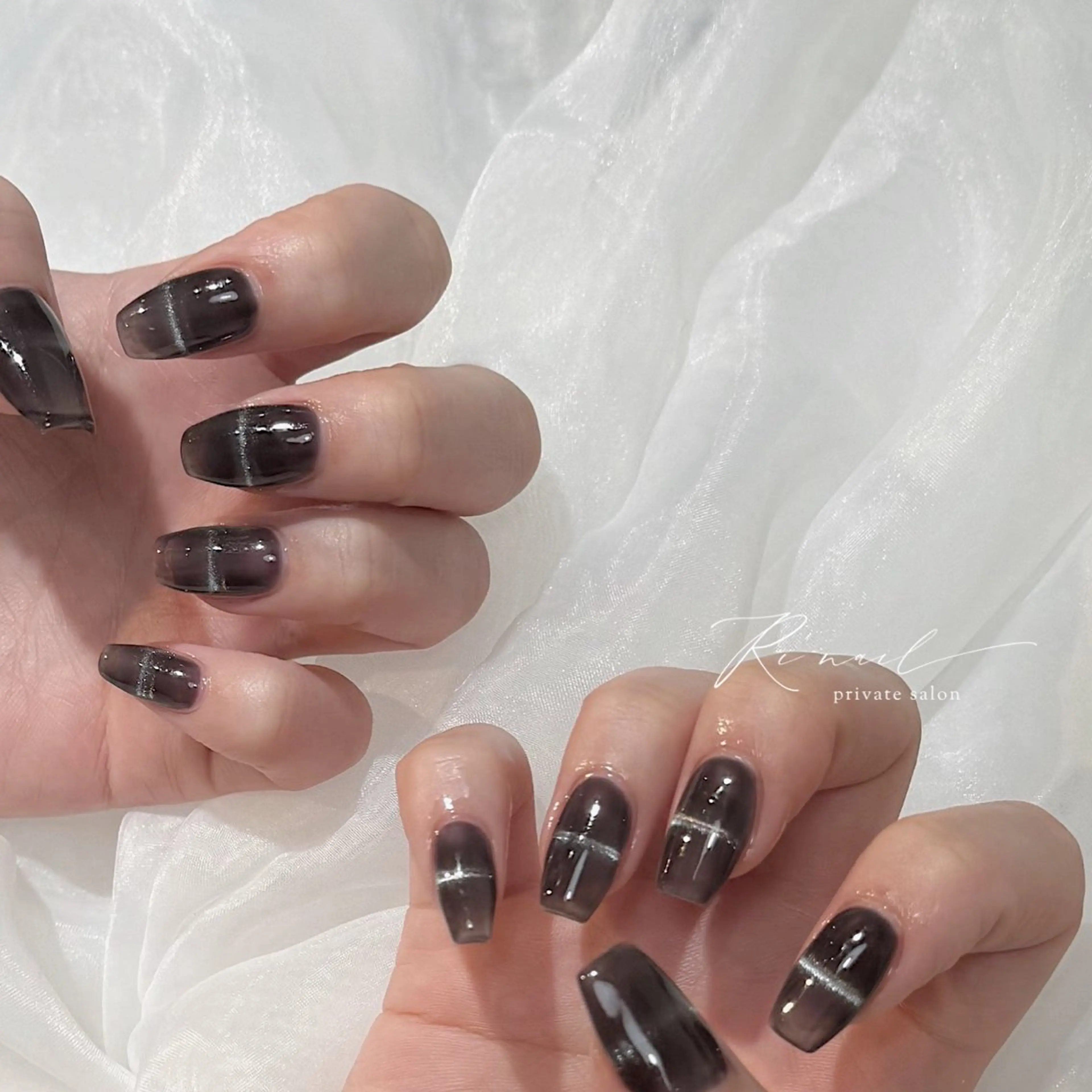 ネイル ハンドネイル フットネイル ISHIWATA LINAのネイルデザイン