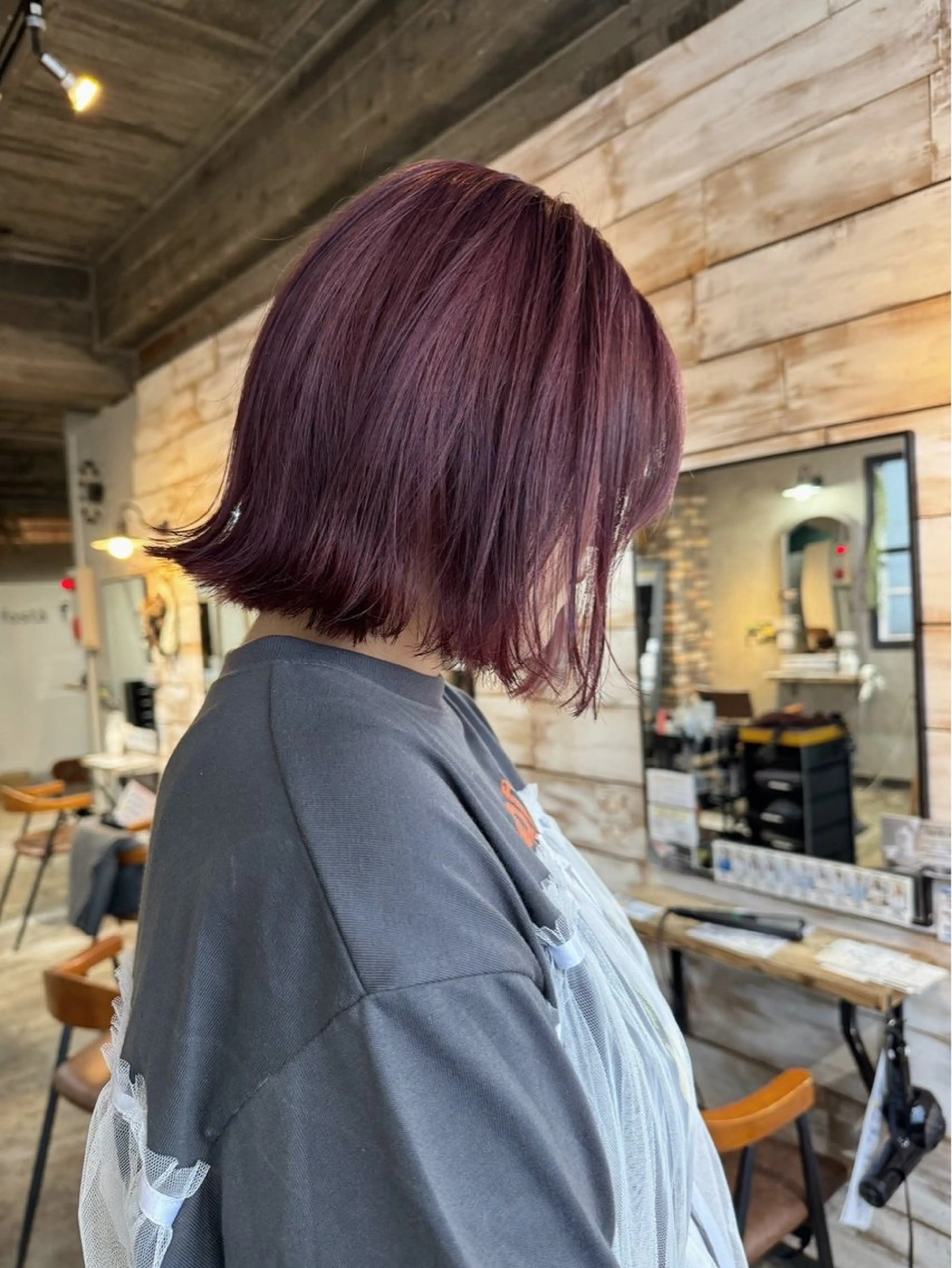 ミディアム カラー 村下 美尋のヘアスタイル