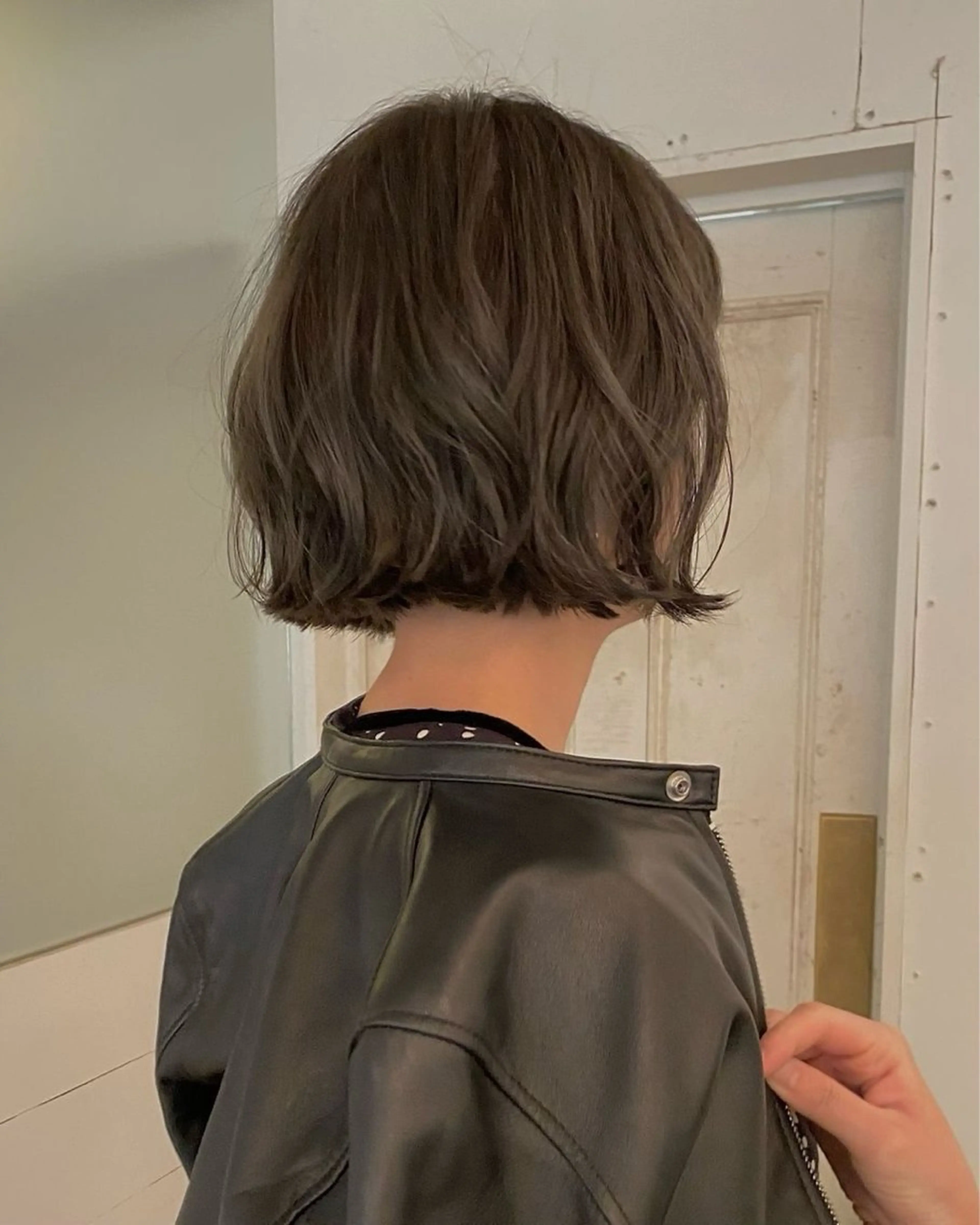ショート パーマ ヨシダ トモキのヘアスタイル