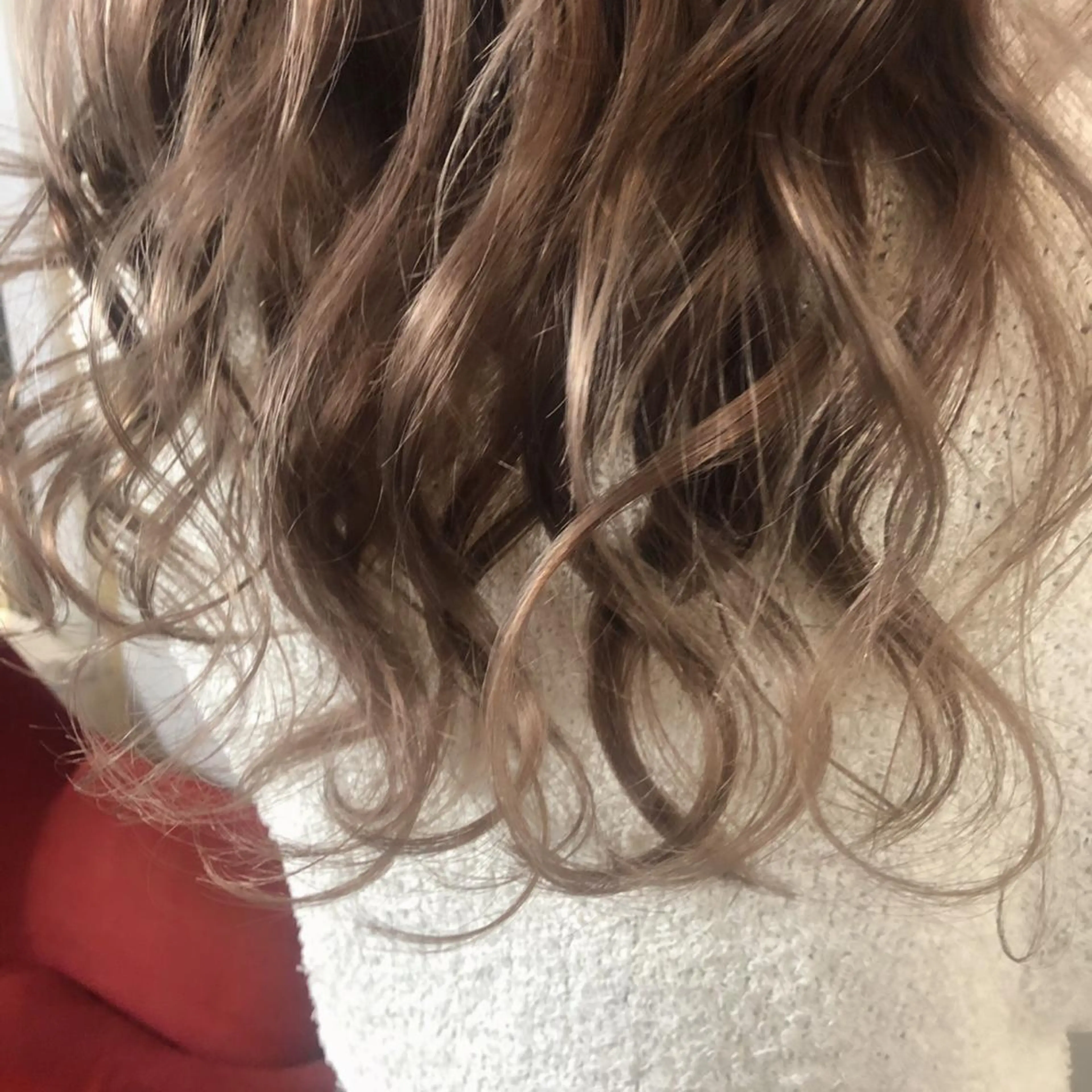 ロング カラー ベージュカラー ピンクカラー ピンクベージュ ヘアカラー Rina  のヘアスタイル
