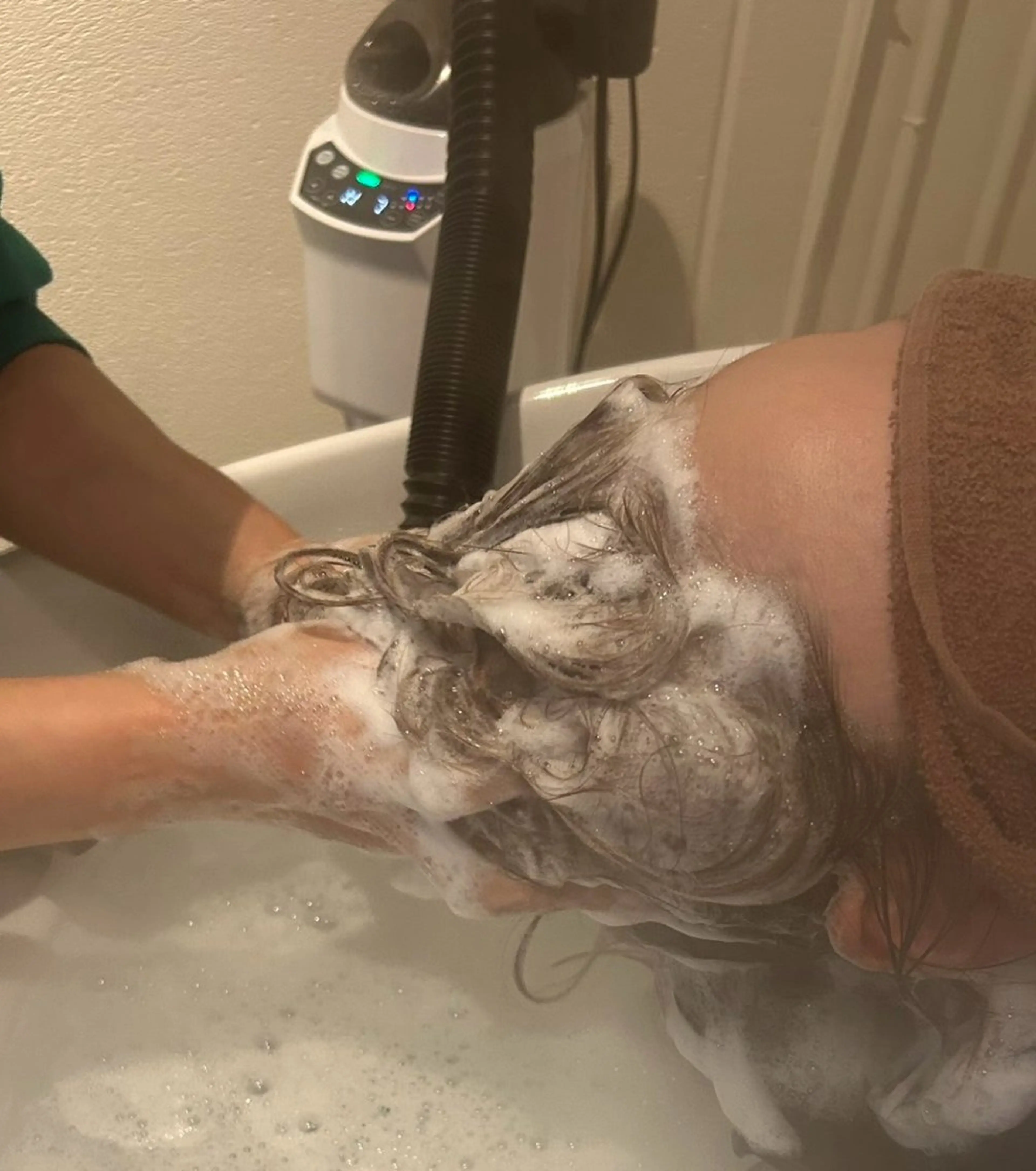 クリームバス&ヘッドスパ Nalu所属・頭皮コリ改善ハリ艶髪 ヘッドスパNaluのエステ・リラクイメージ