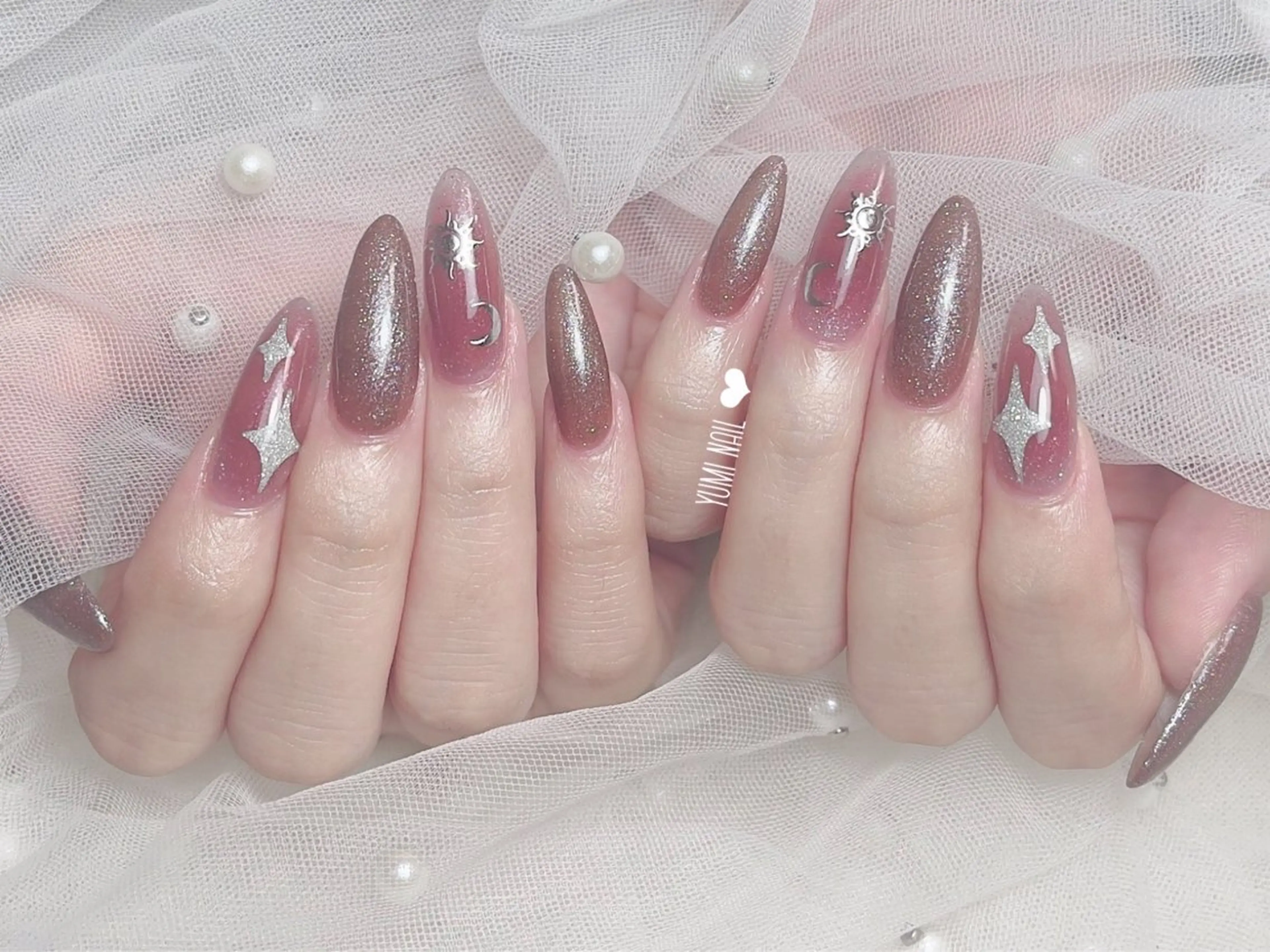 ネイル ハンドネイル ユリ🎀 デザイン長さ出し専門のネイルデザイン