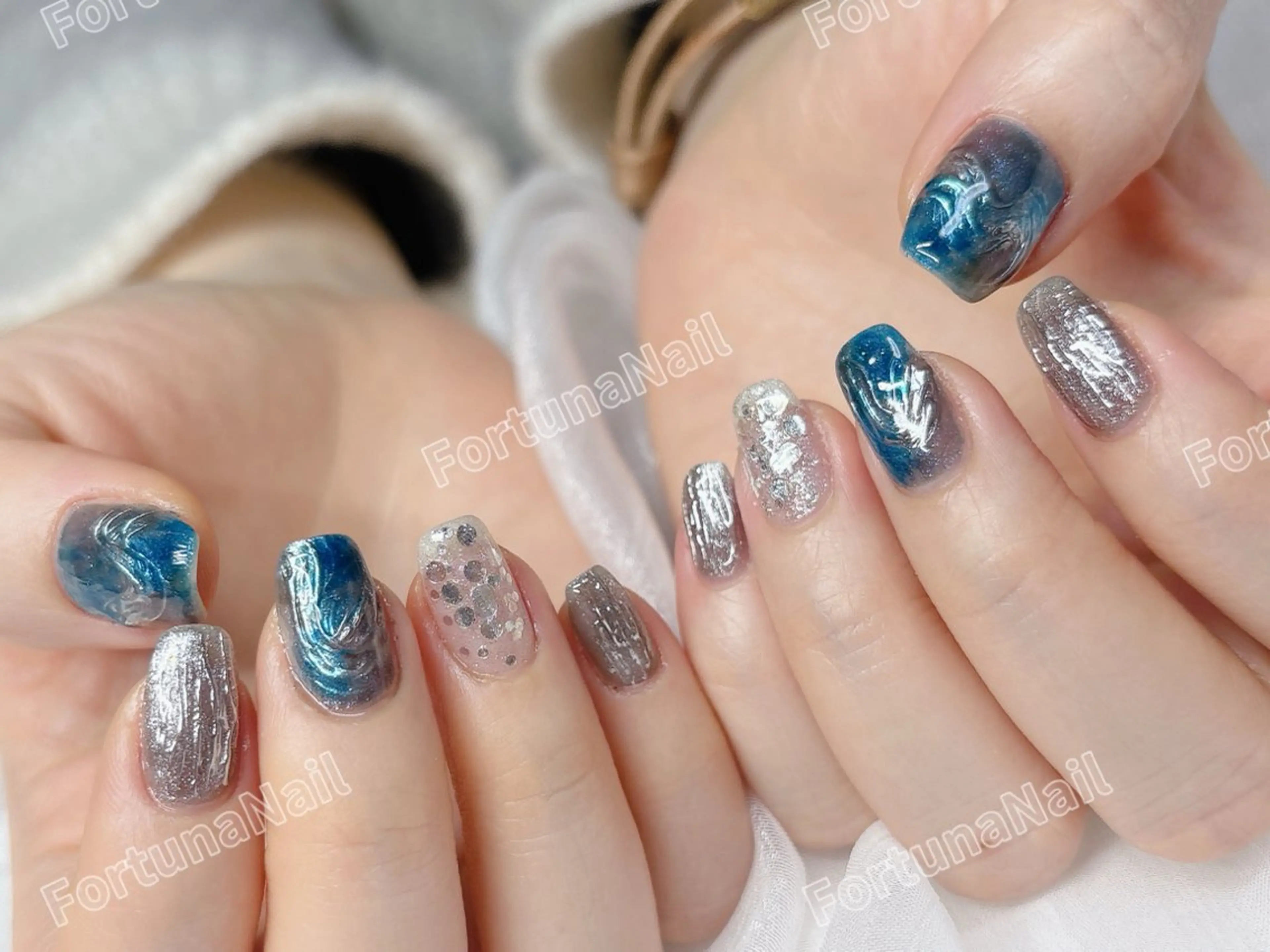 ネイル 成人式 ニュアンスネイル ハンドネイル Nail •Head スパFortunaのネイルデザイン