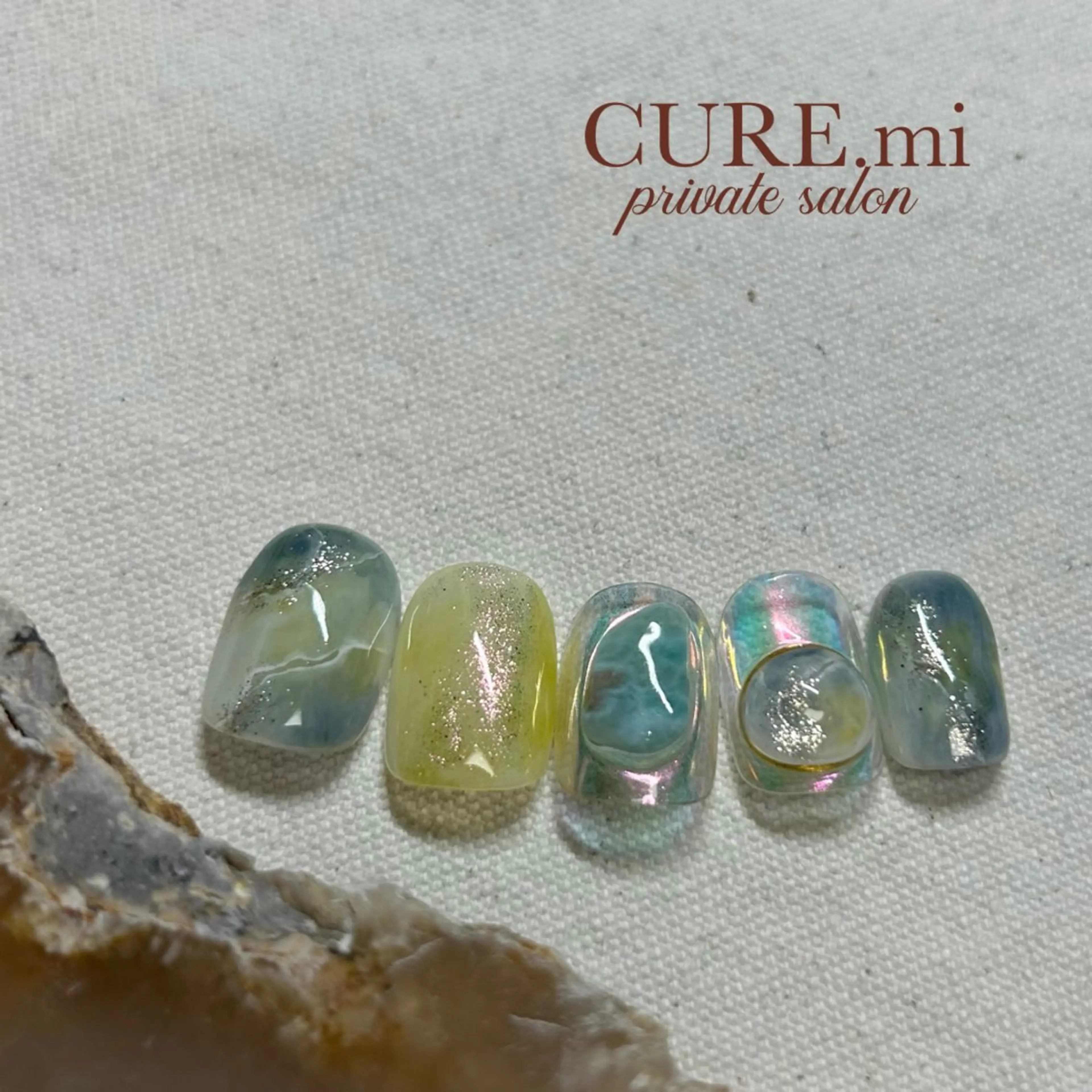 ネイル ハンドネイル ハンドケア CURE.mi所属・伊藤 美香のネイルデザイン