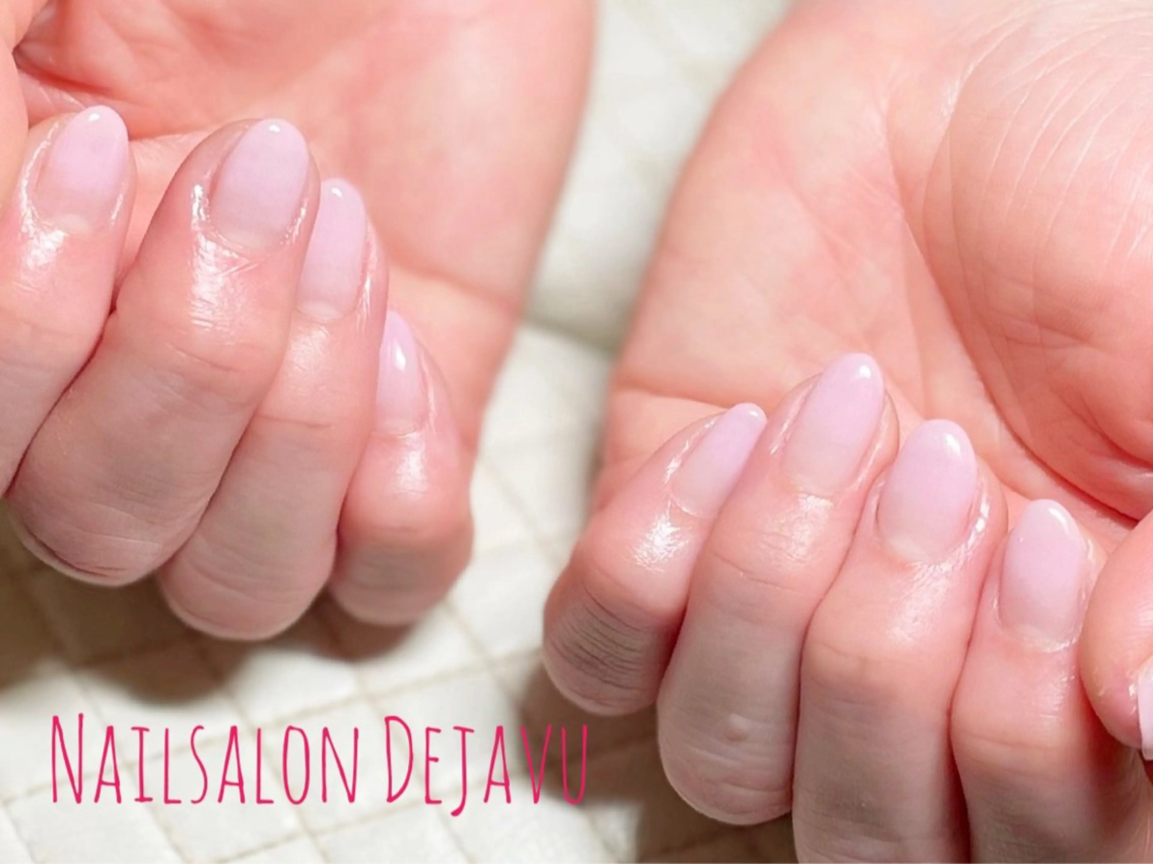 ネイル グラデーション ハンドネイル Dejavu所属・Nail salon Dejavu 🌿のネイルデザイン