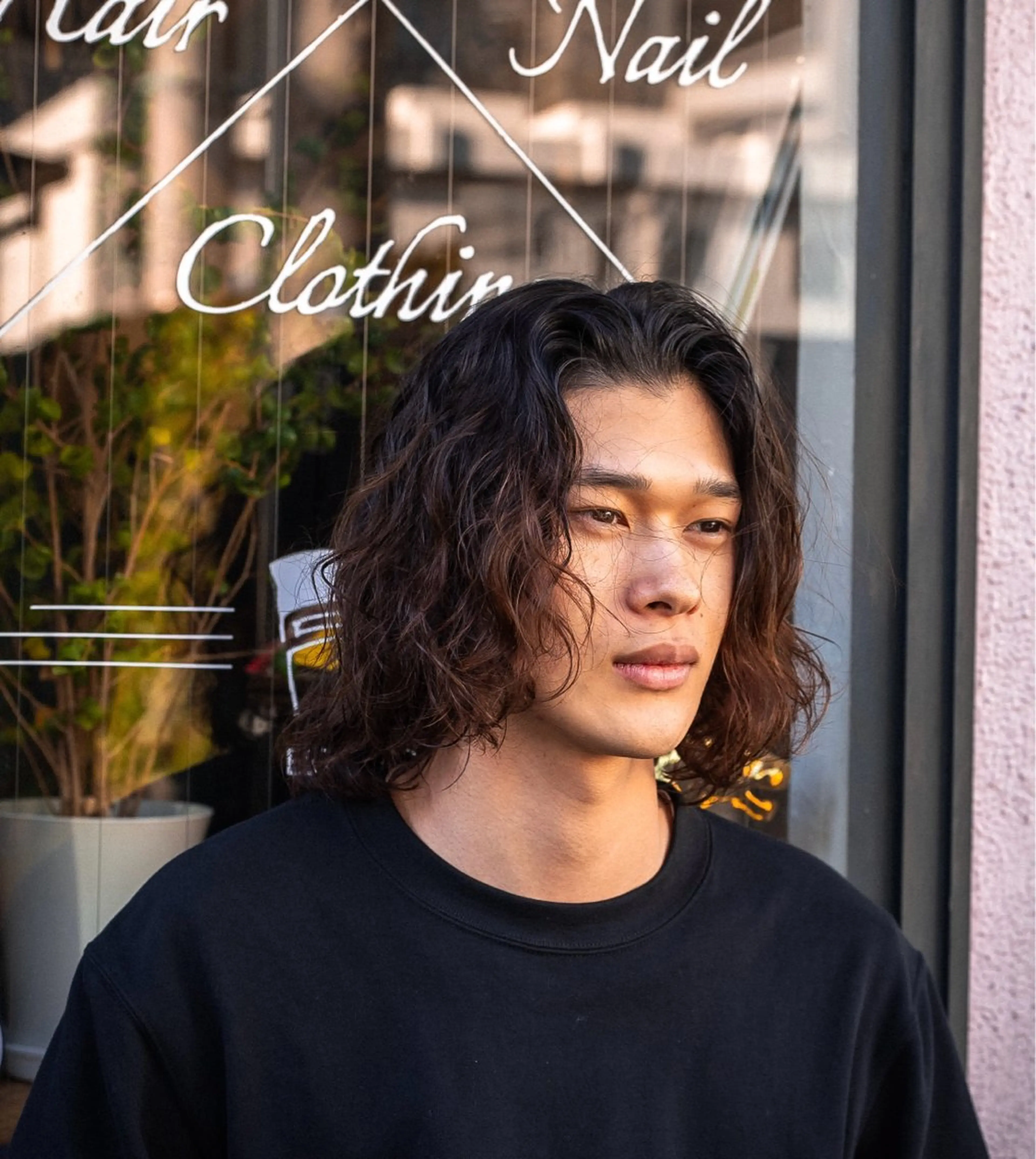 ミディアム カラー パーマ メンズ ミディアムパーマ メンズパーマ くせ毛 🔗メンズサロン🔗 Kieのヘアスタイル