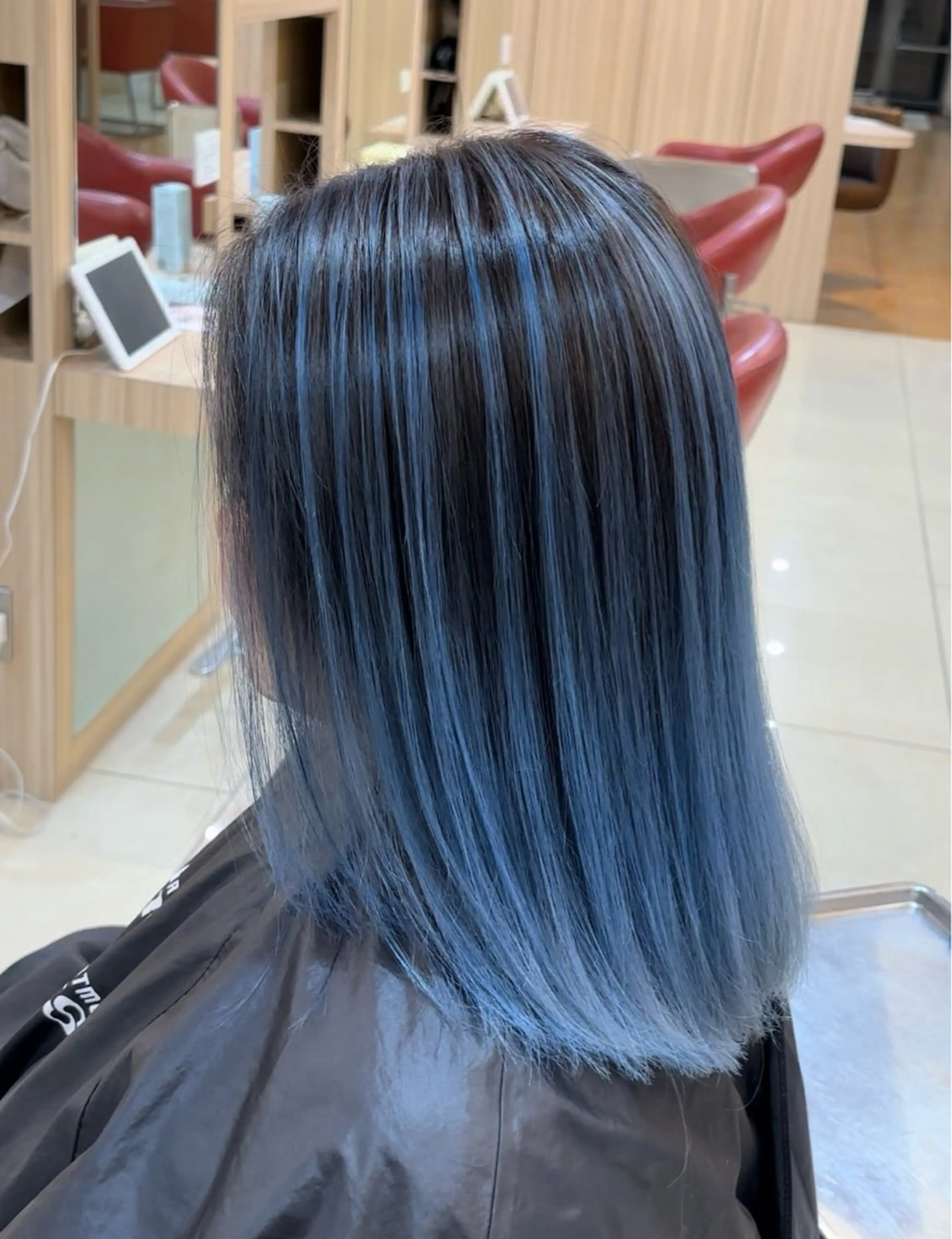 『19時開始限定』カラー+トリートメント【ブリーチダブルカラー、インナー、ハイライト】の写真