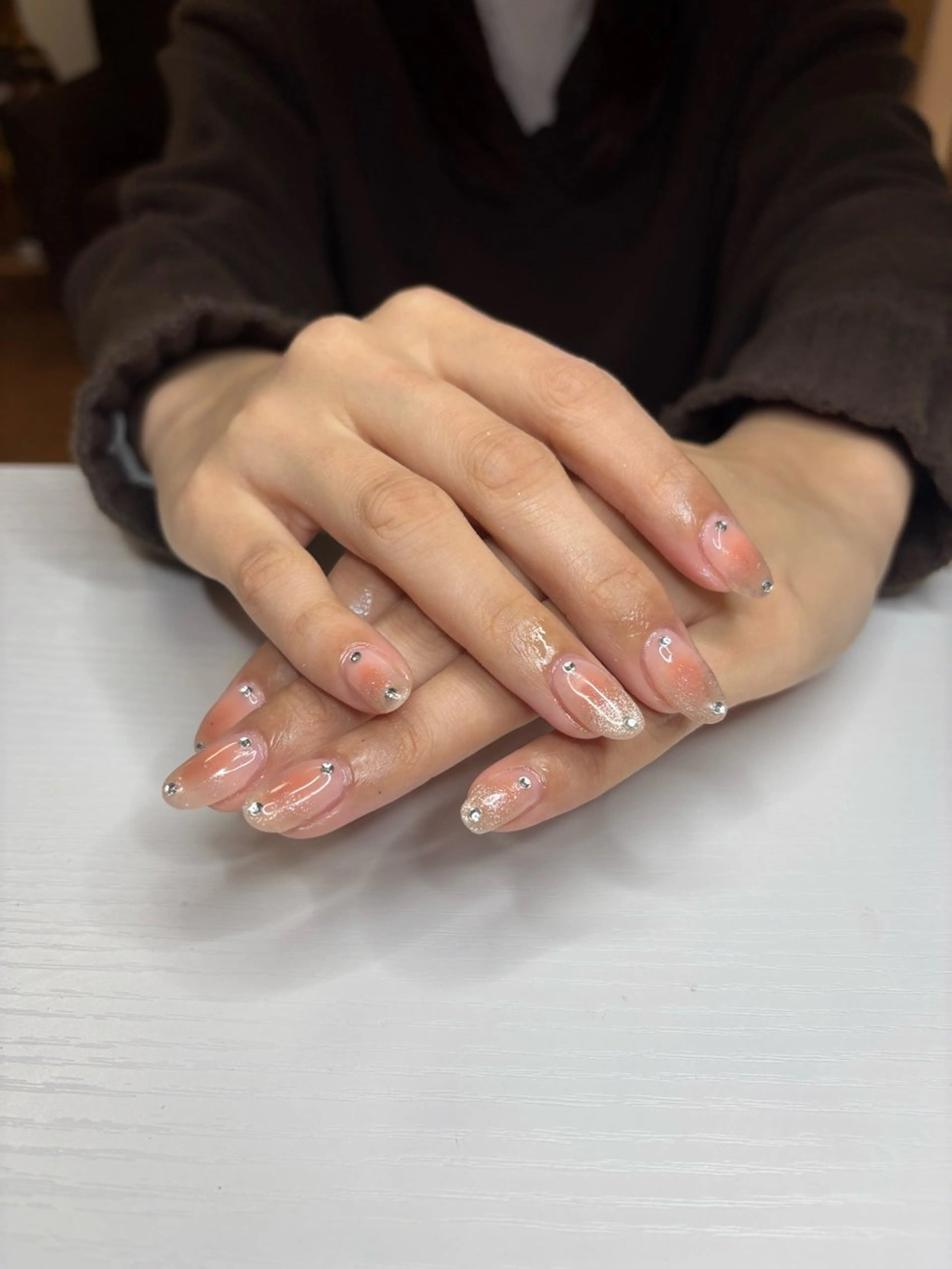 ネイル チークネイル ハンドネイル 川島 梨沙のネイルデザイン