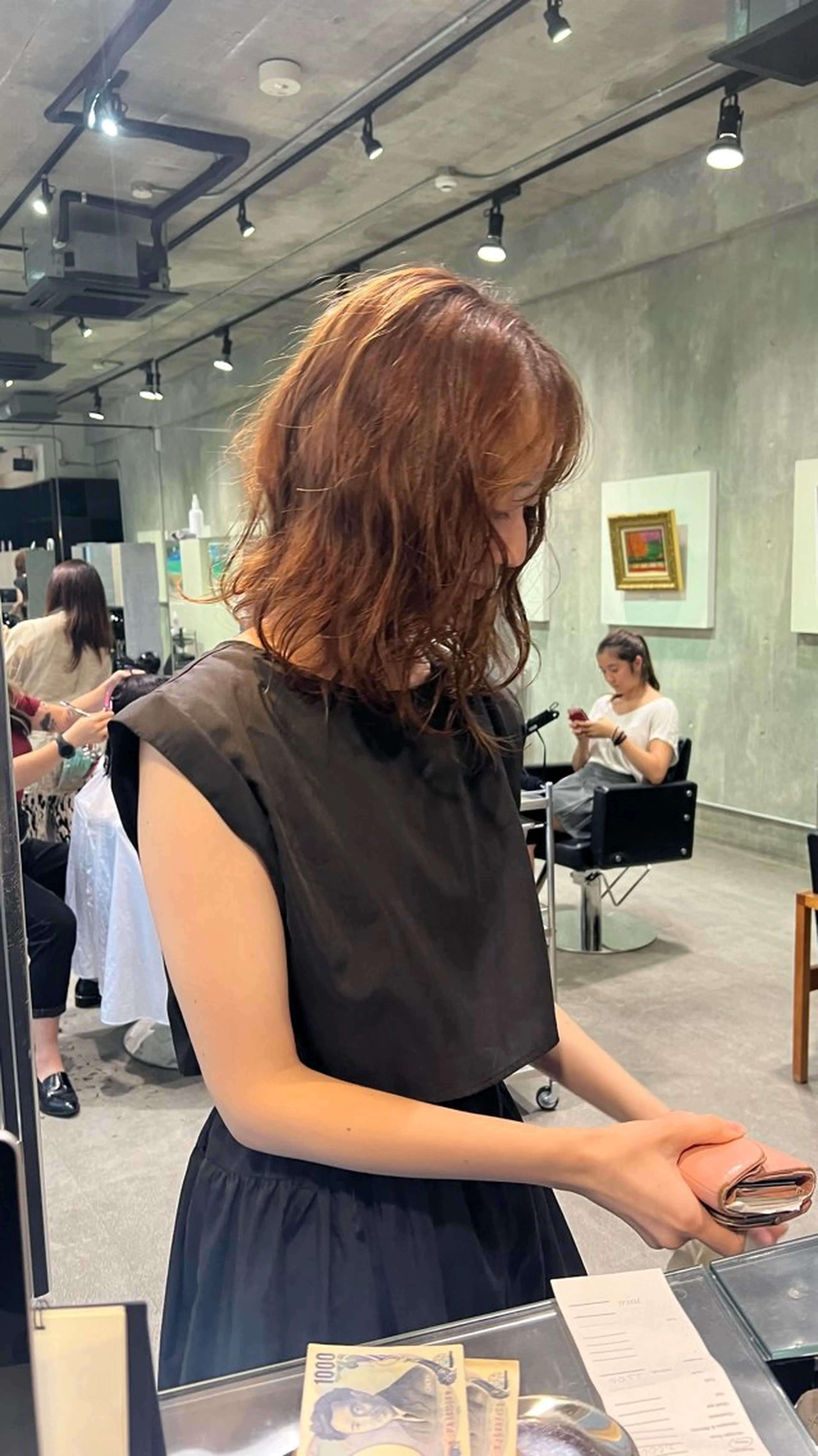 カット＋ふんわりニュアンスパーマの写真