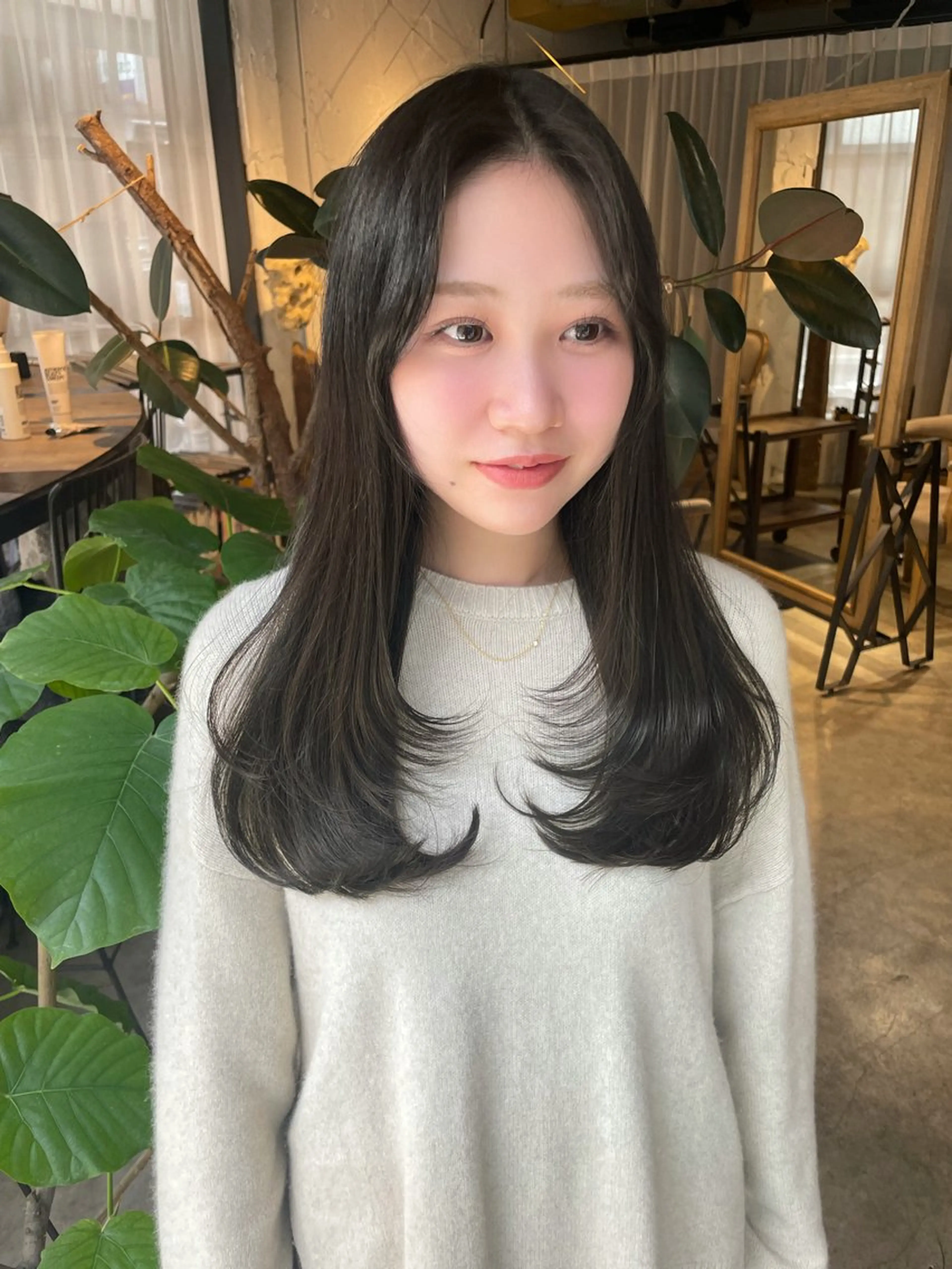ロング カット ヘアカラー トリートメント 遠藤 眞実のヘアスタイル