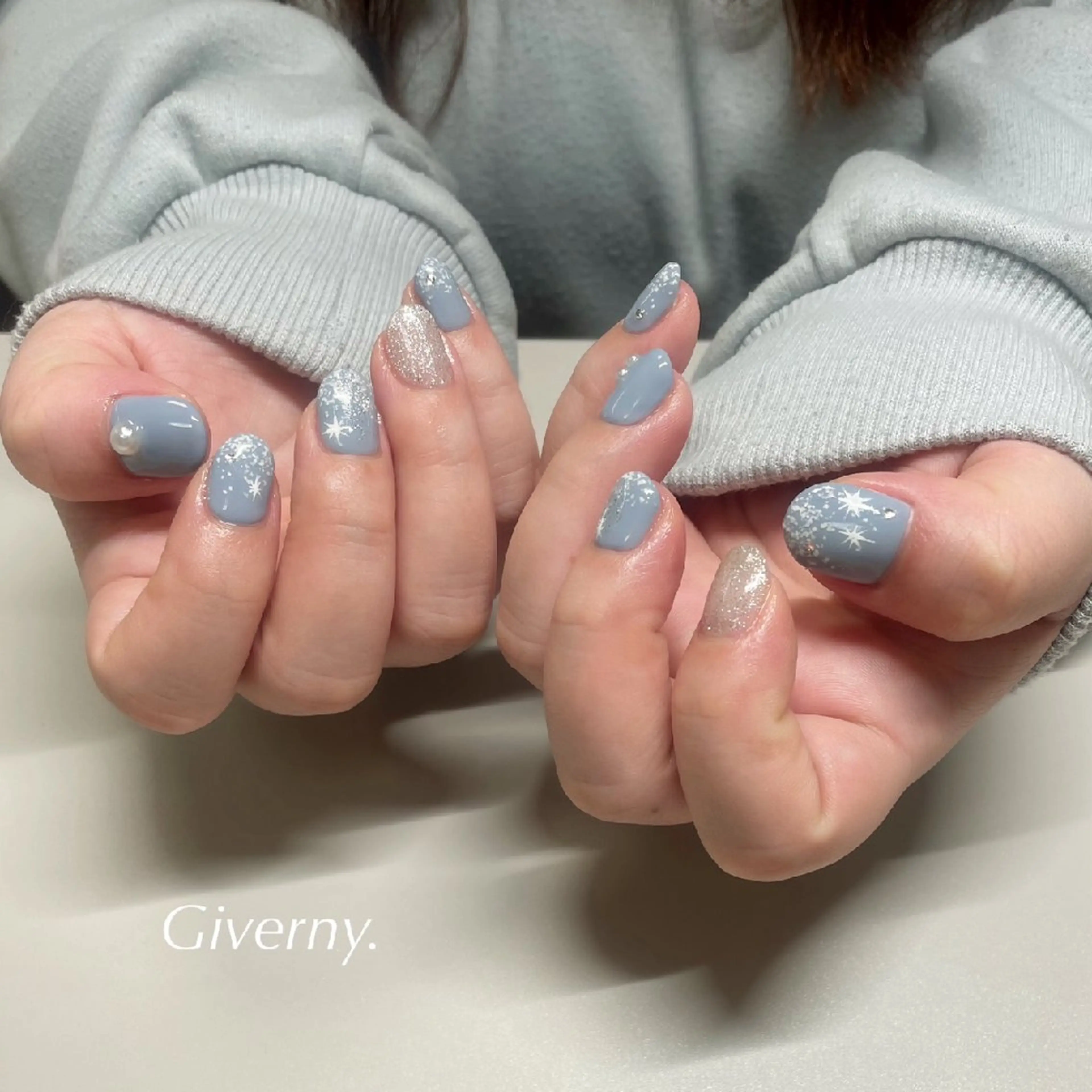 ネイル 冬ネイル ハンドネイル Giverny .のネイルデザイン