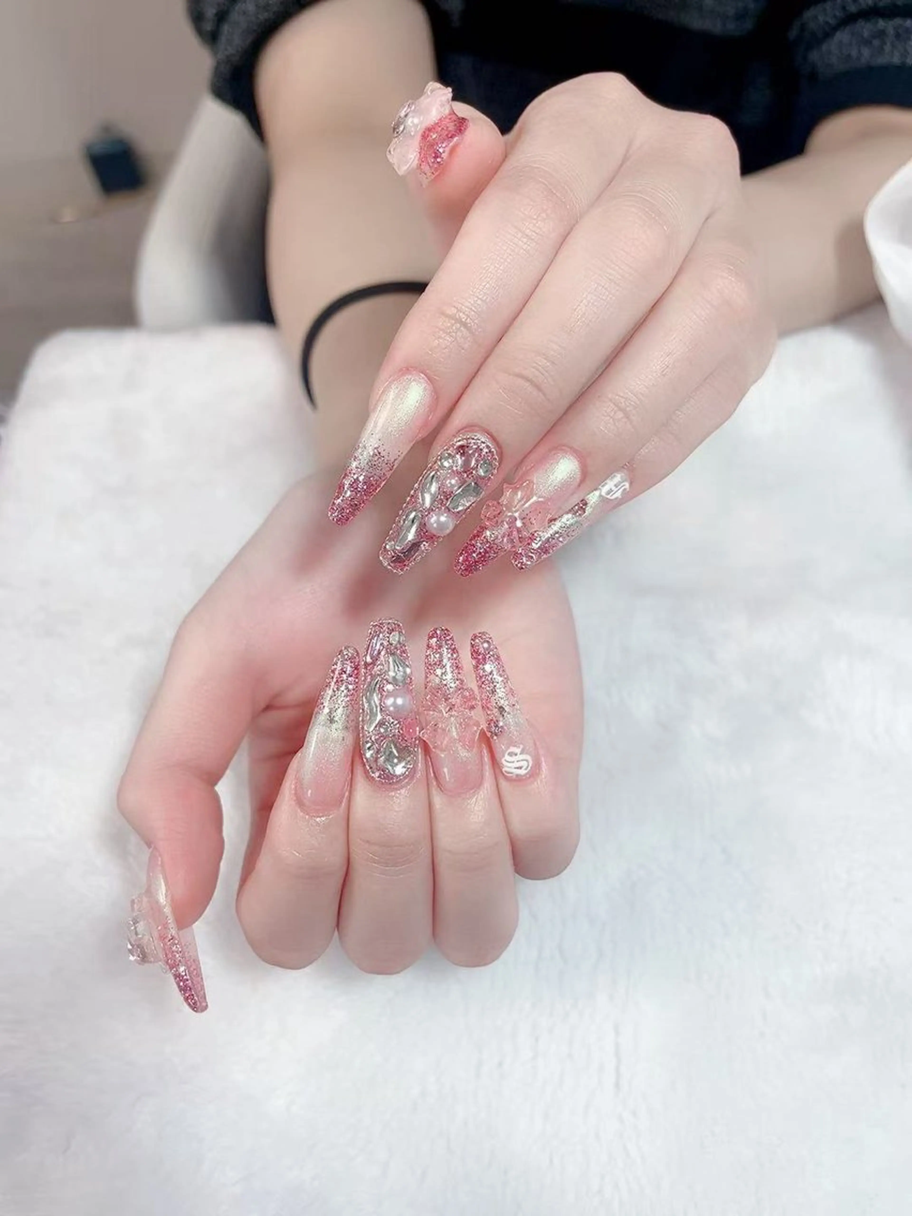 ネイル 持ち込み Amina nail salonのネイルデザイン