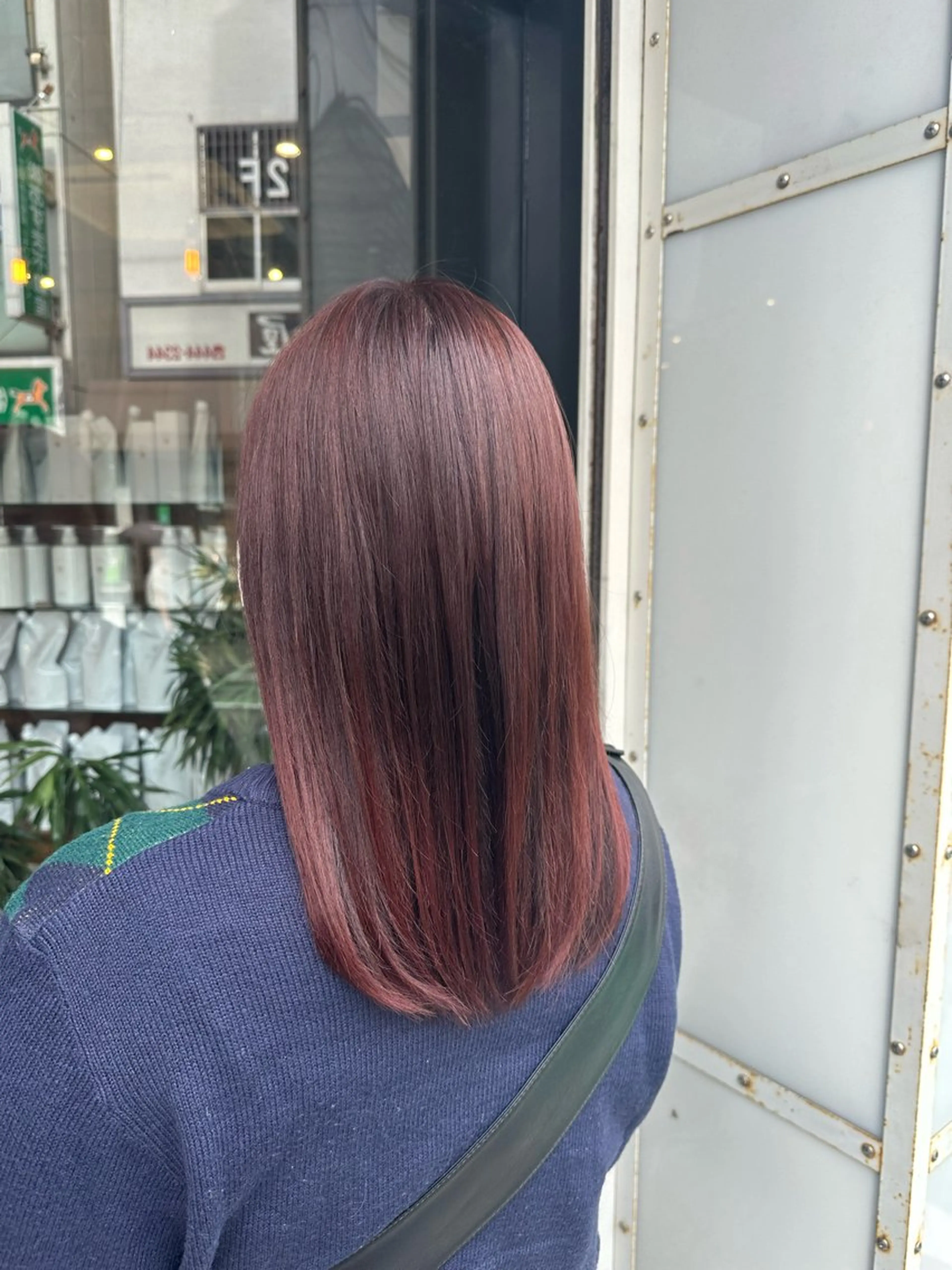 セミロング カラー ブリーチ ブリーチなしカラー いまじゅく あおいのヘアスタイル