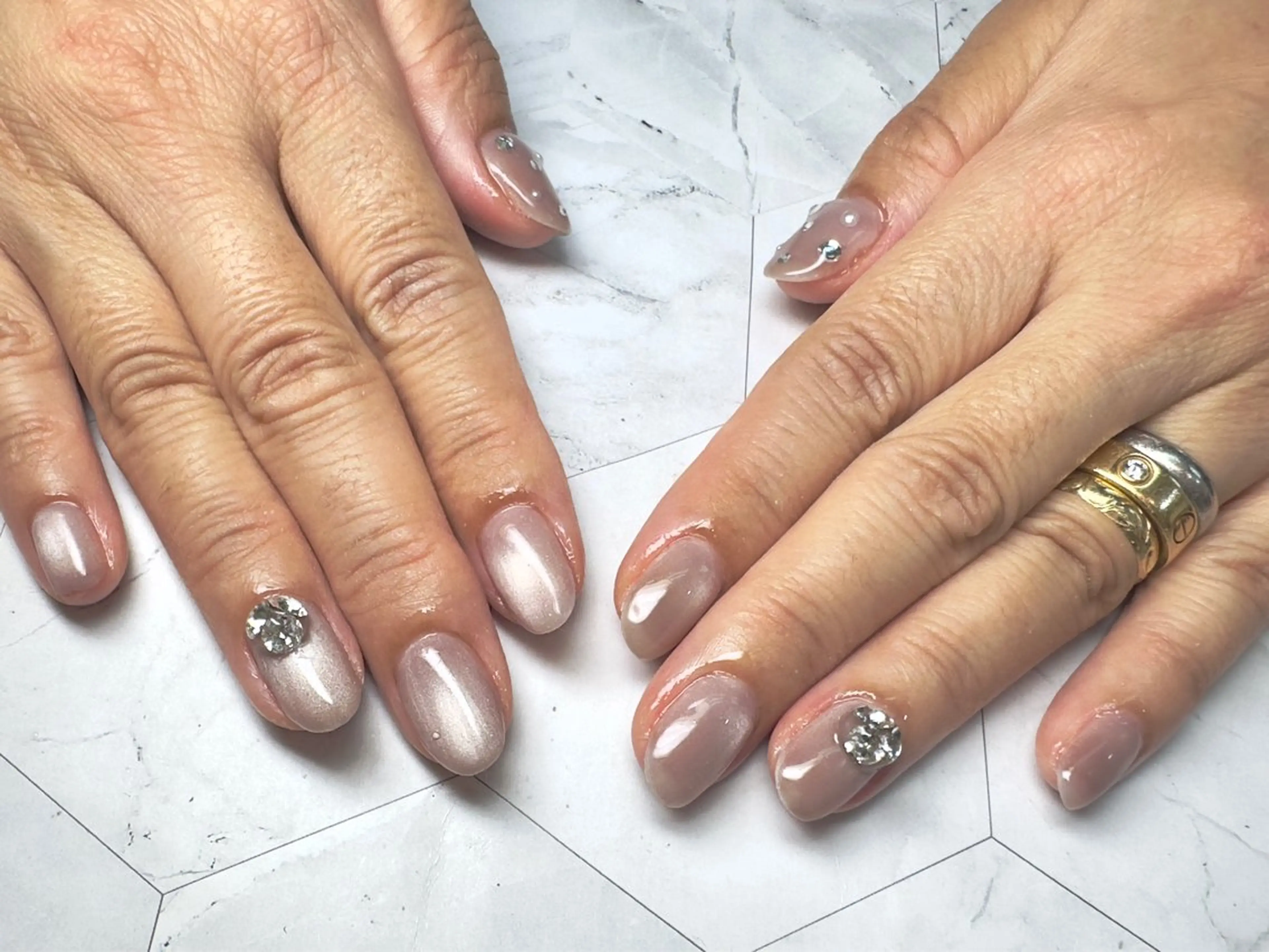 ネイル ハンドネイル Queennail 北堀江AYAのネイルデザイン