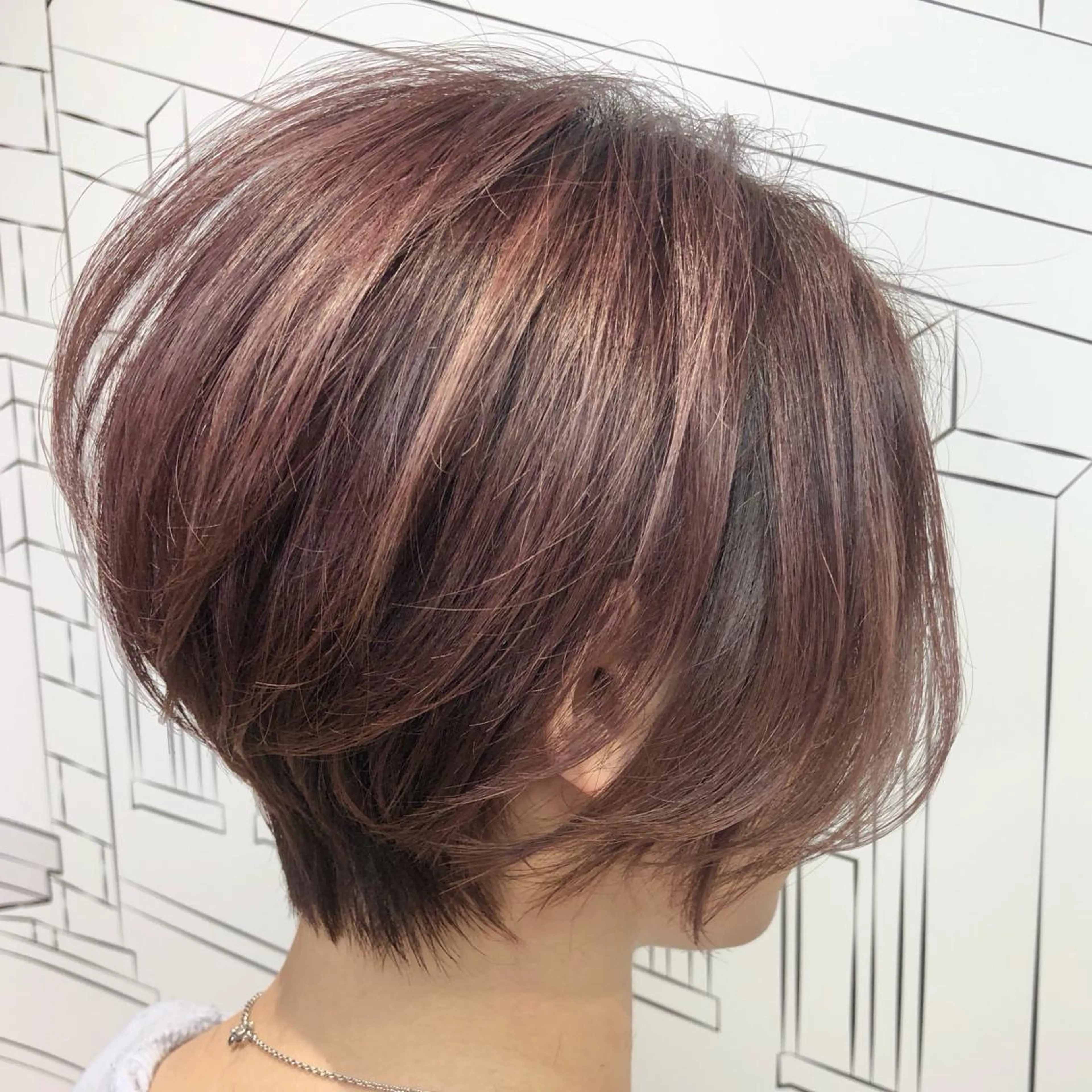 ショート カラー ベージュカラー ピンクカラー ピンクベージュ ショートヘア カット ヘアカラー レイヤー⭐️カラー ⭐️平川雅史のヘアスタイル