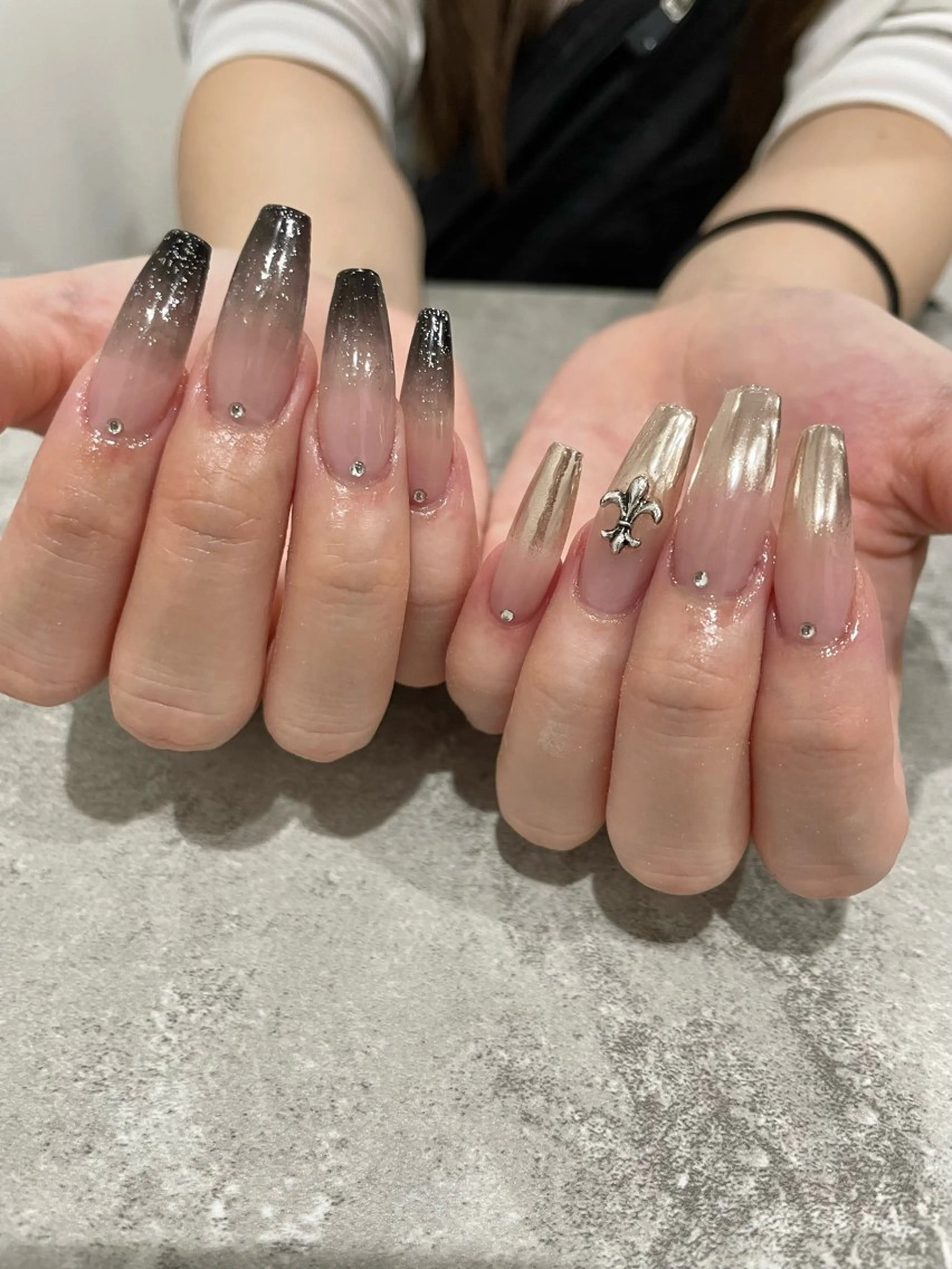 ネイル 持ち込み ハンドネイル Raviliss ♡のネイルデザイン