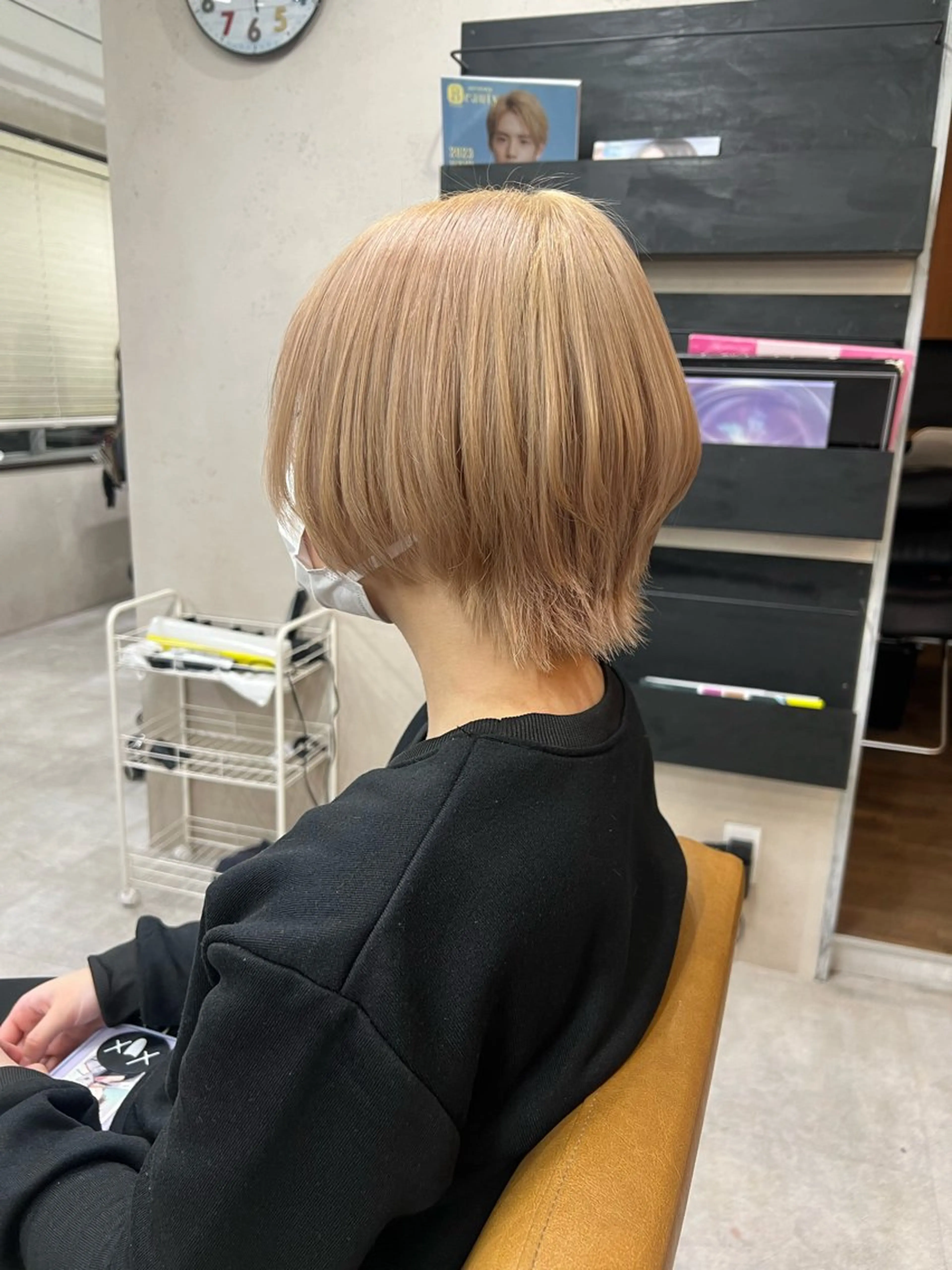 ショート ブリーチカラー 🤎〰️Yuunaのヘアスタイル
