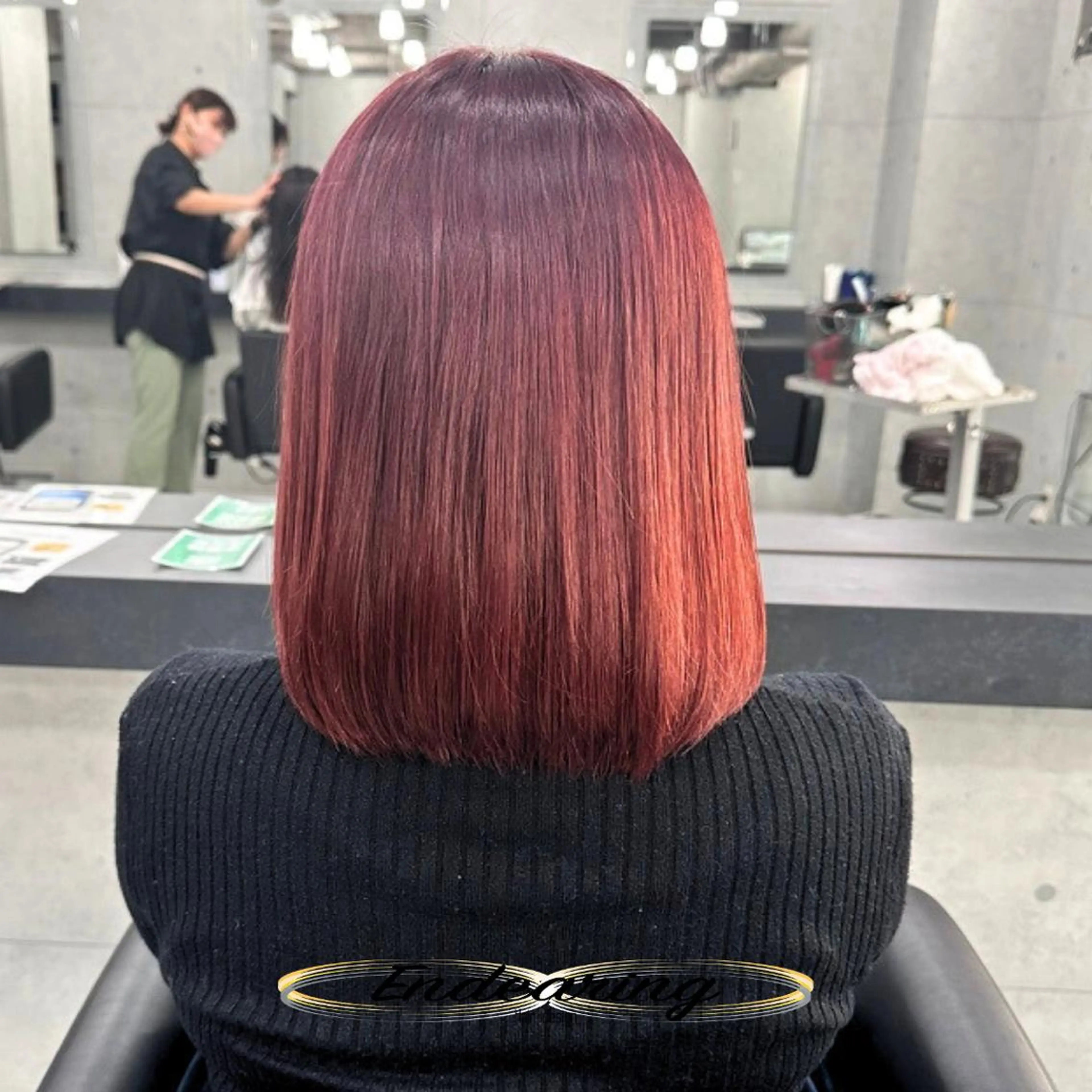 ミディアム ボブ カット ヘアカラー Endearing 銀座/レイヤーカットのヘアスタイル