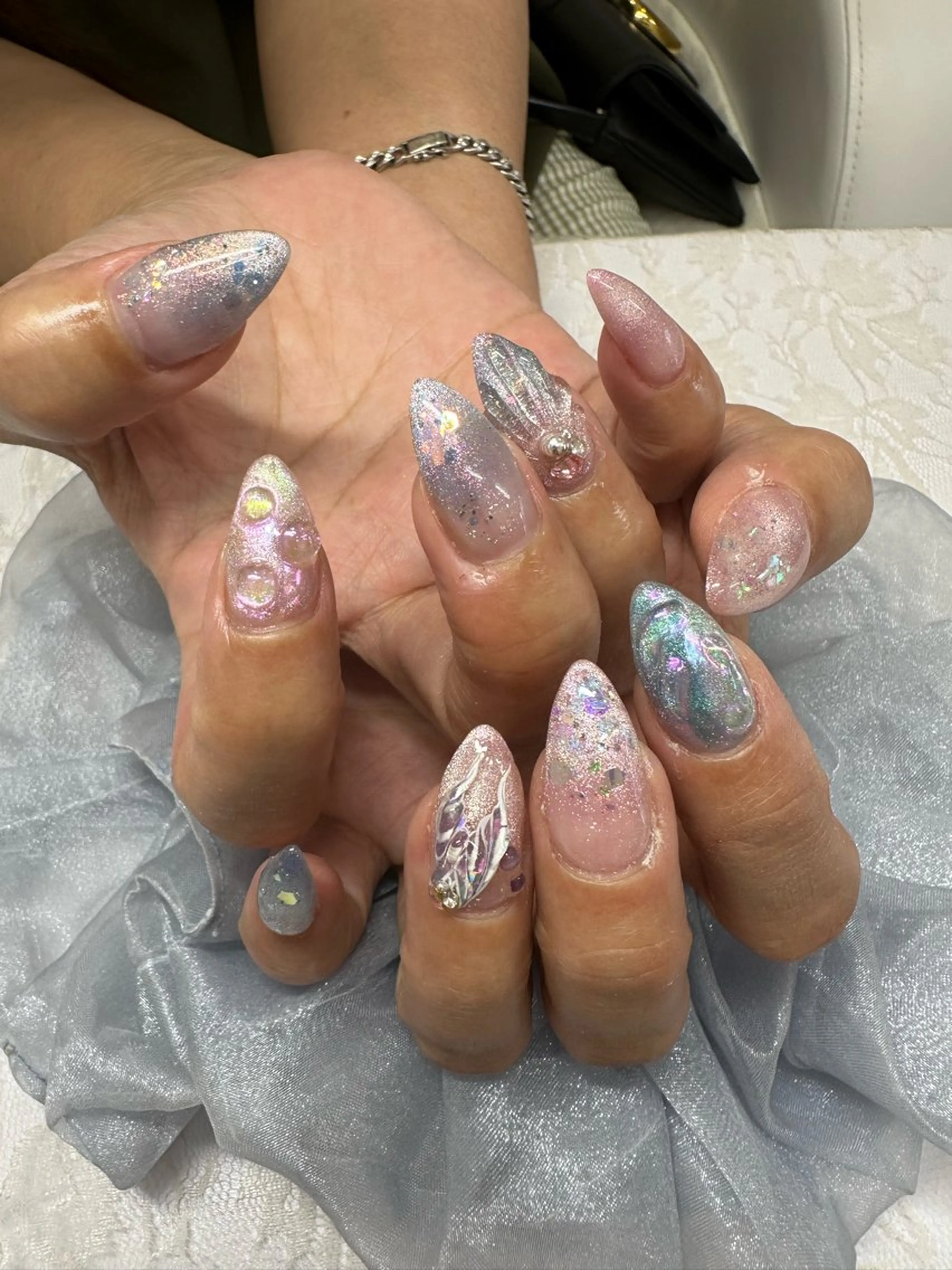 ネイル ハンドネイル AOAQUA SHIORIのネイルデザイン