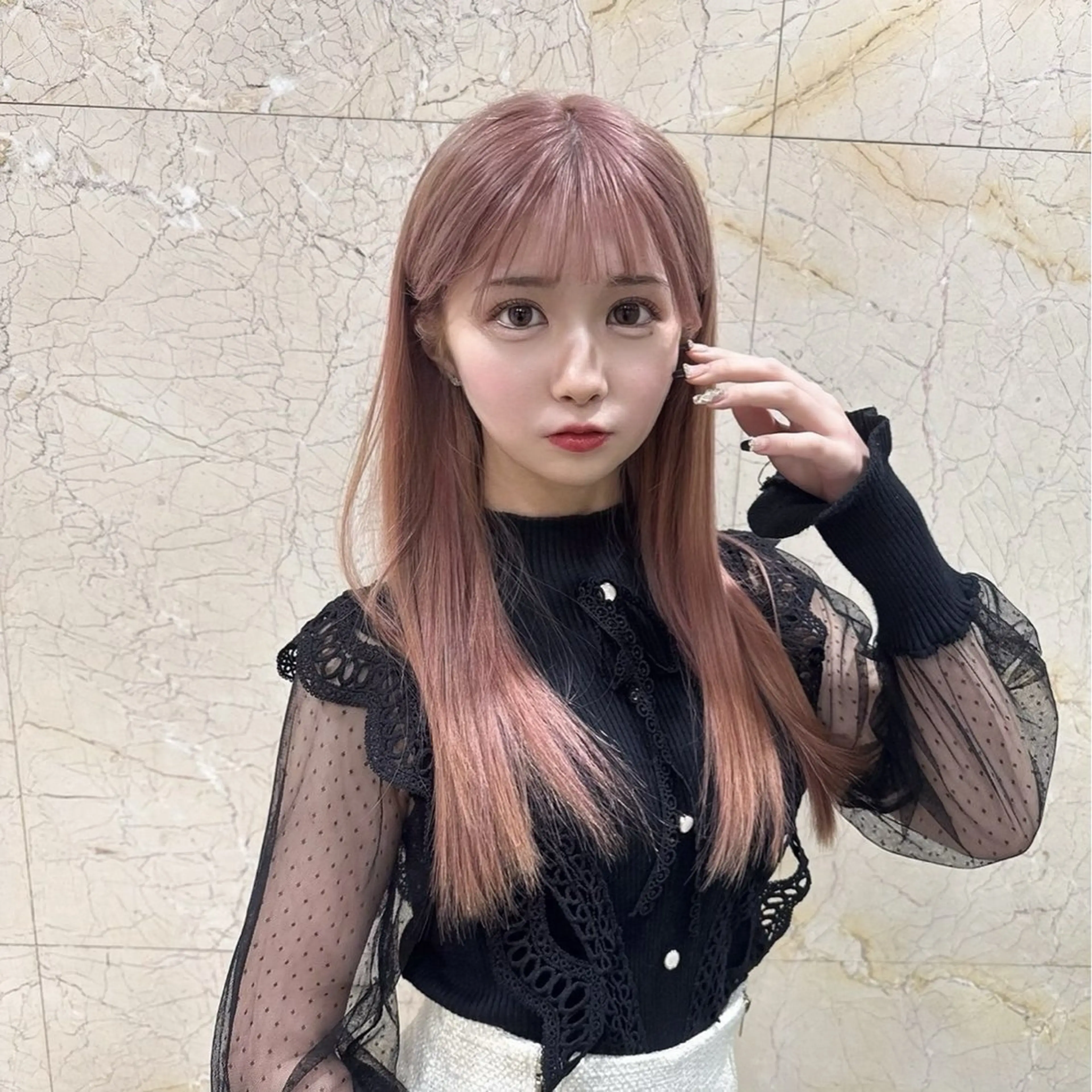 ミディアム ボブ 髪質改善 カット ヘアカラー トリートメント サロウィン新宿三丁目East所属・💕冬モテ×上品色気 モテヘア💕山田航介のヘアスタイル