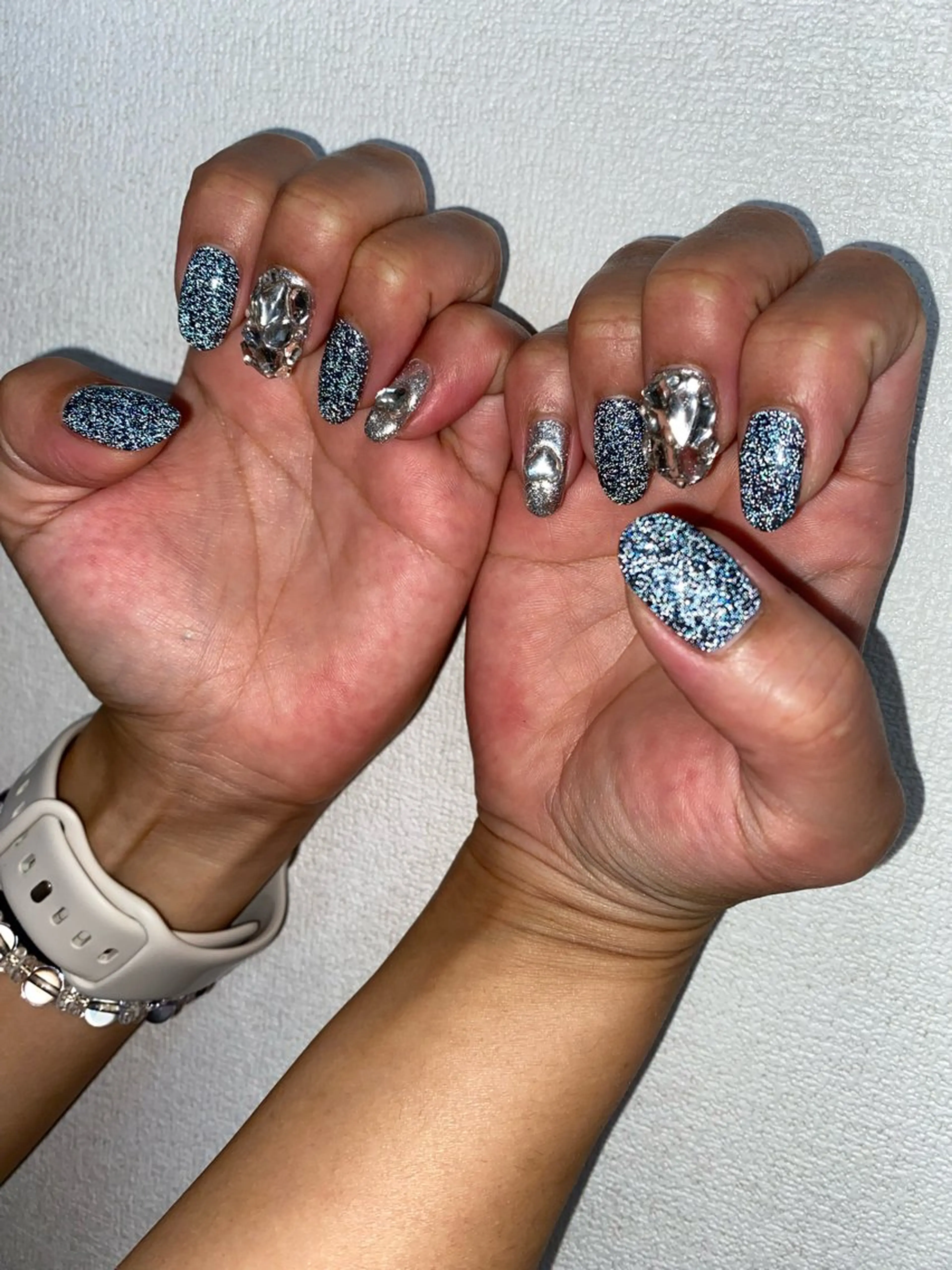 ネイル キラキラネイル ハンドネイル 自宅サロン FeelFreeのネイルデザイン