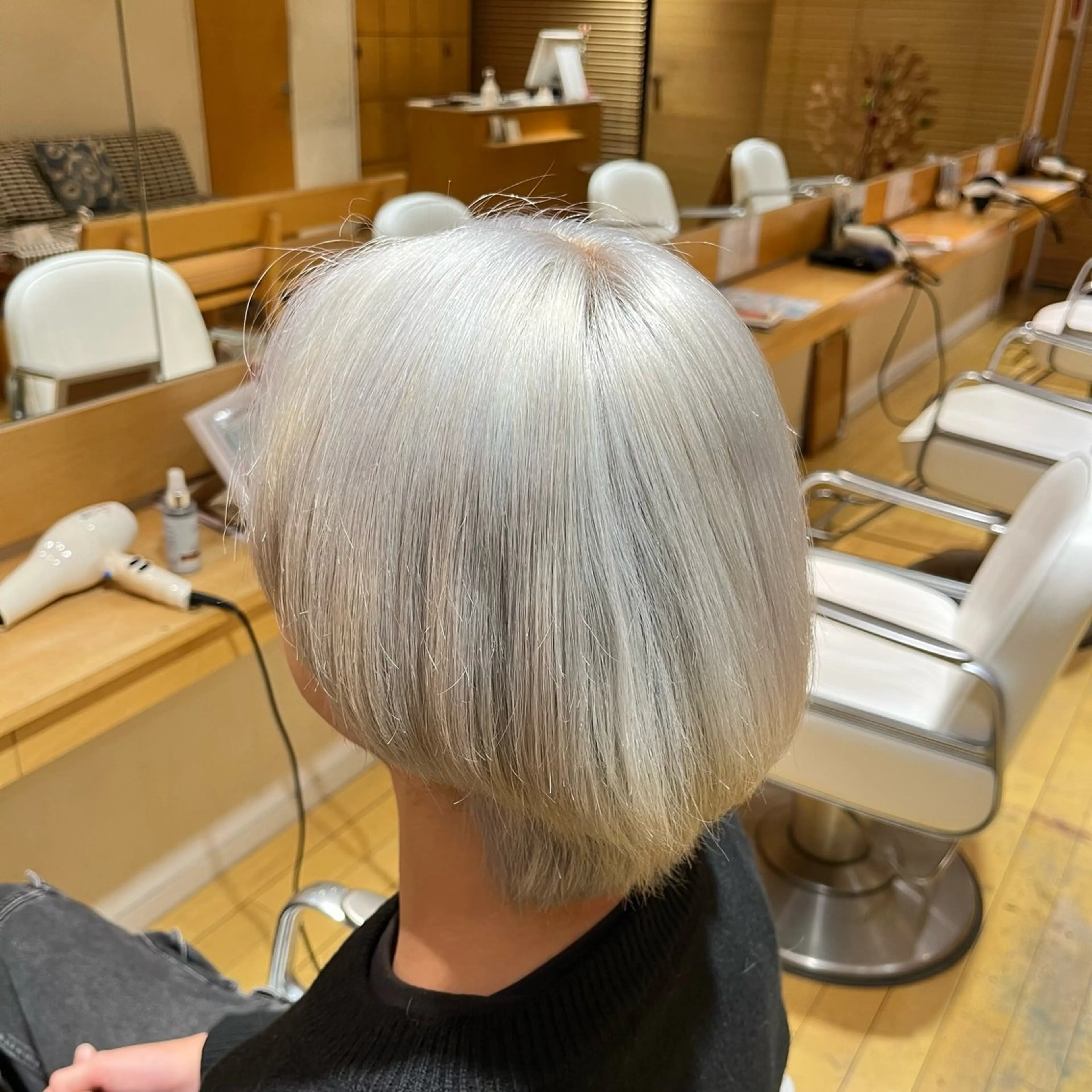 カラー 高橋 あゆみのヘアスタイル