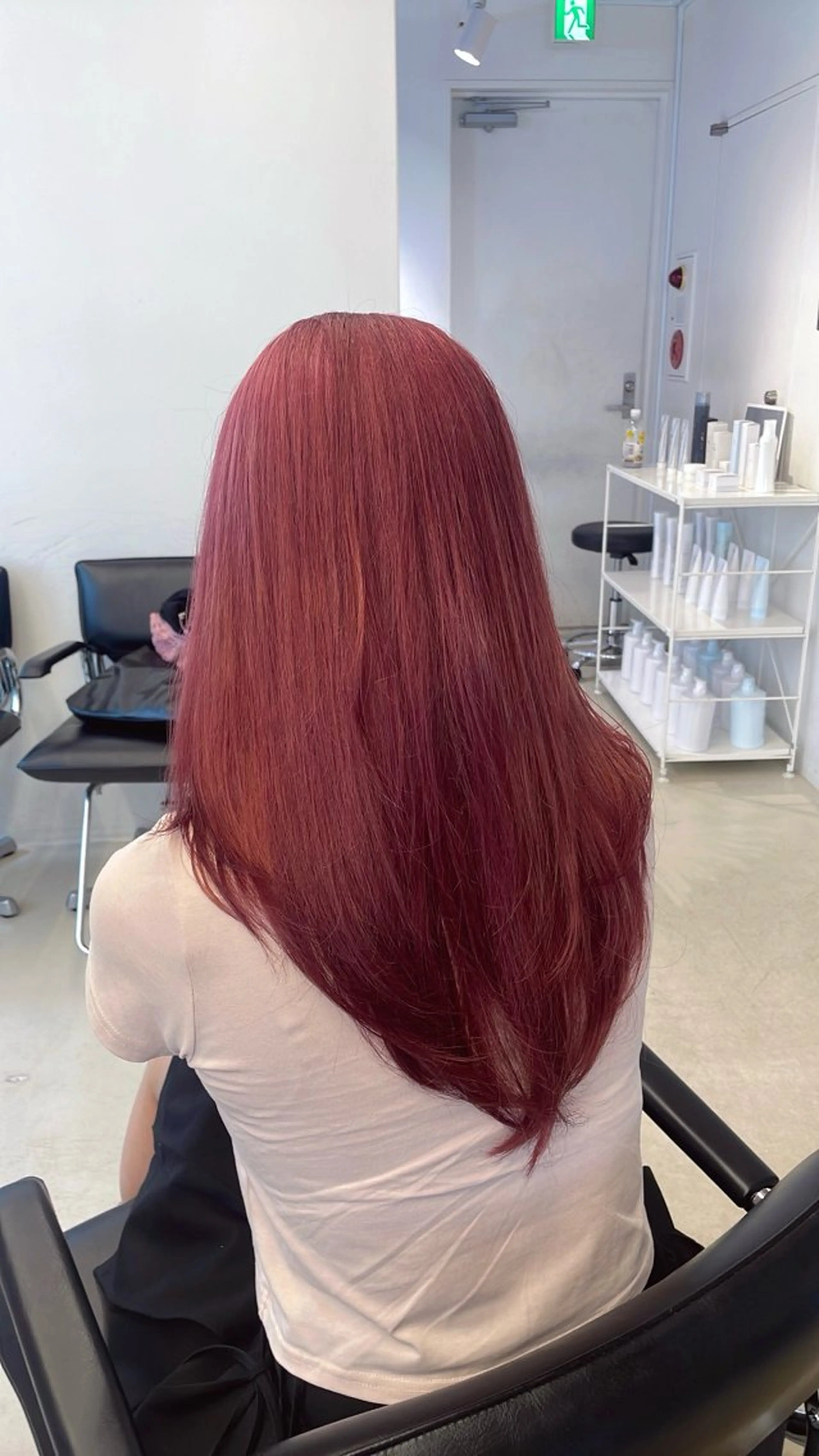 ロング ヘアカラー acoron.池袋所属・モデル様募集中/ 赤髪人気/Renaのヘアスタイル