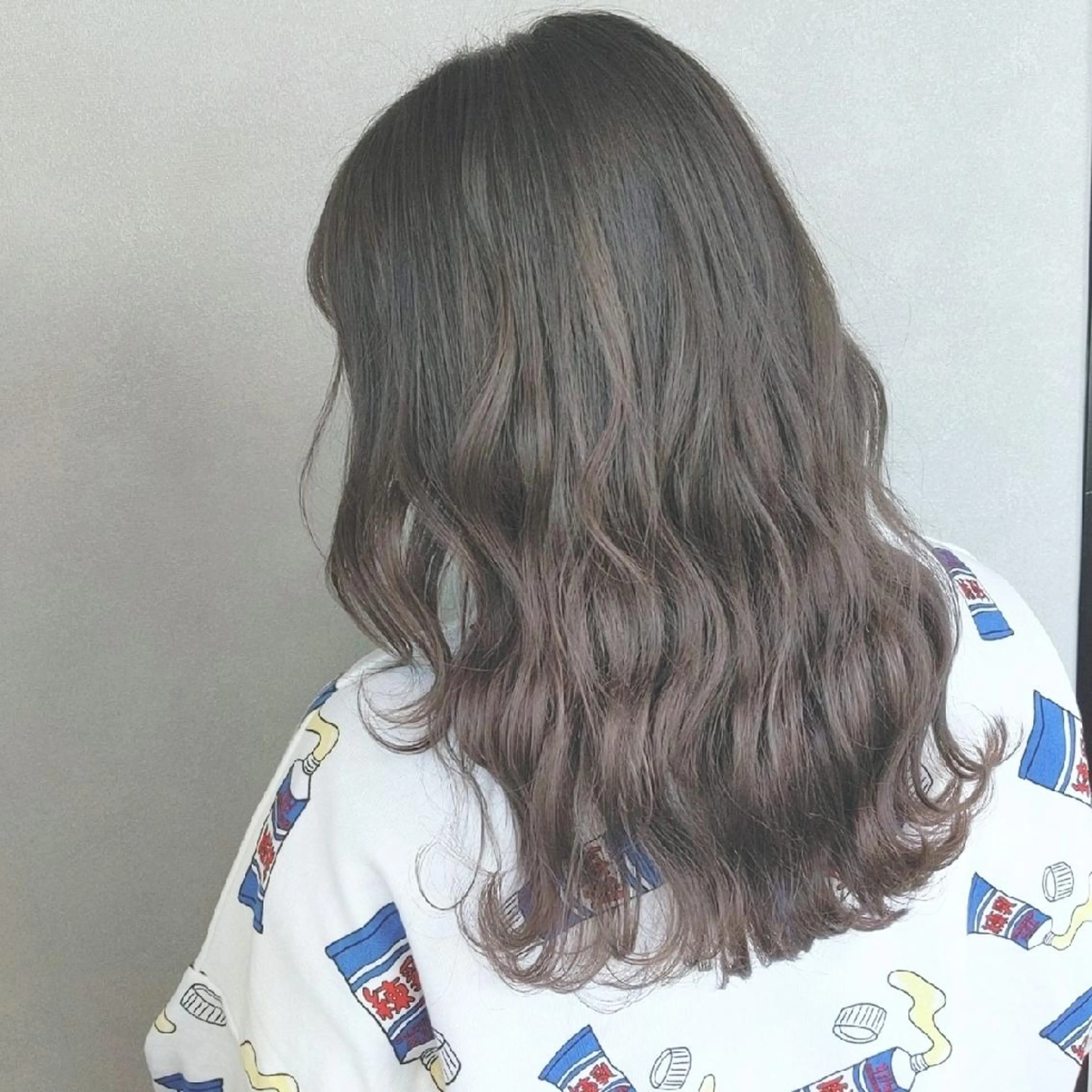 カラー ロング ヘアアレンジ PRIVATE SALON EYES所属・EYES リアのマツエク・マツパデザイン