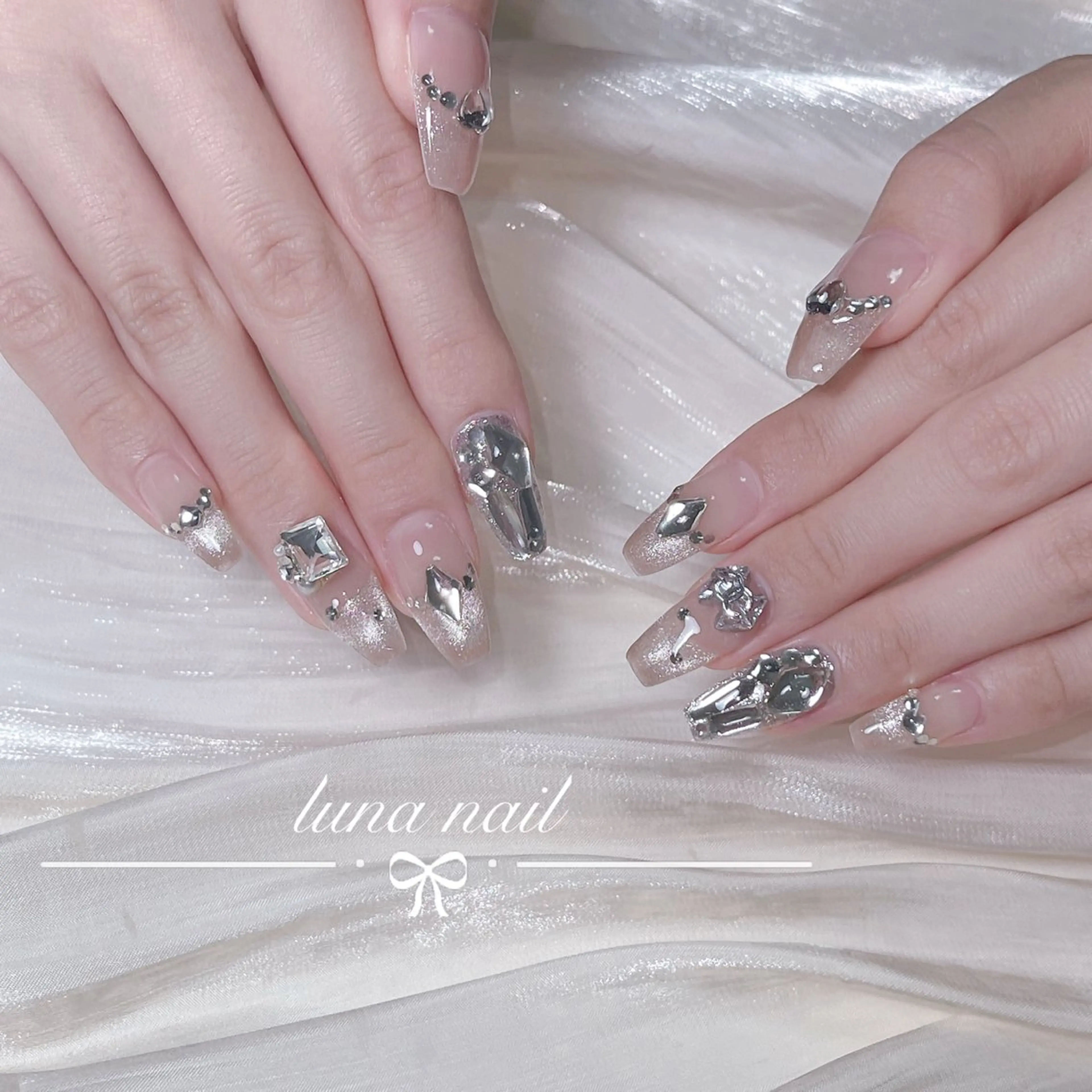 ネイル luna nail ＆eyelashのネイルデザイン