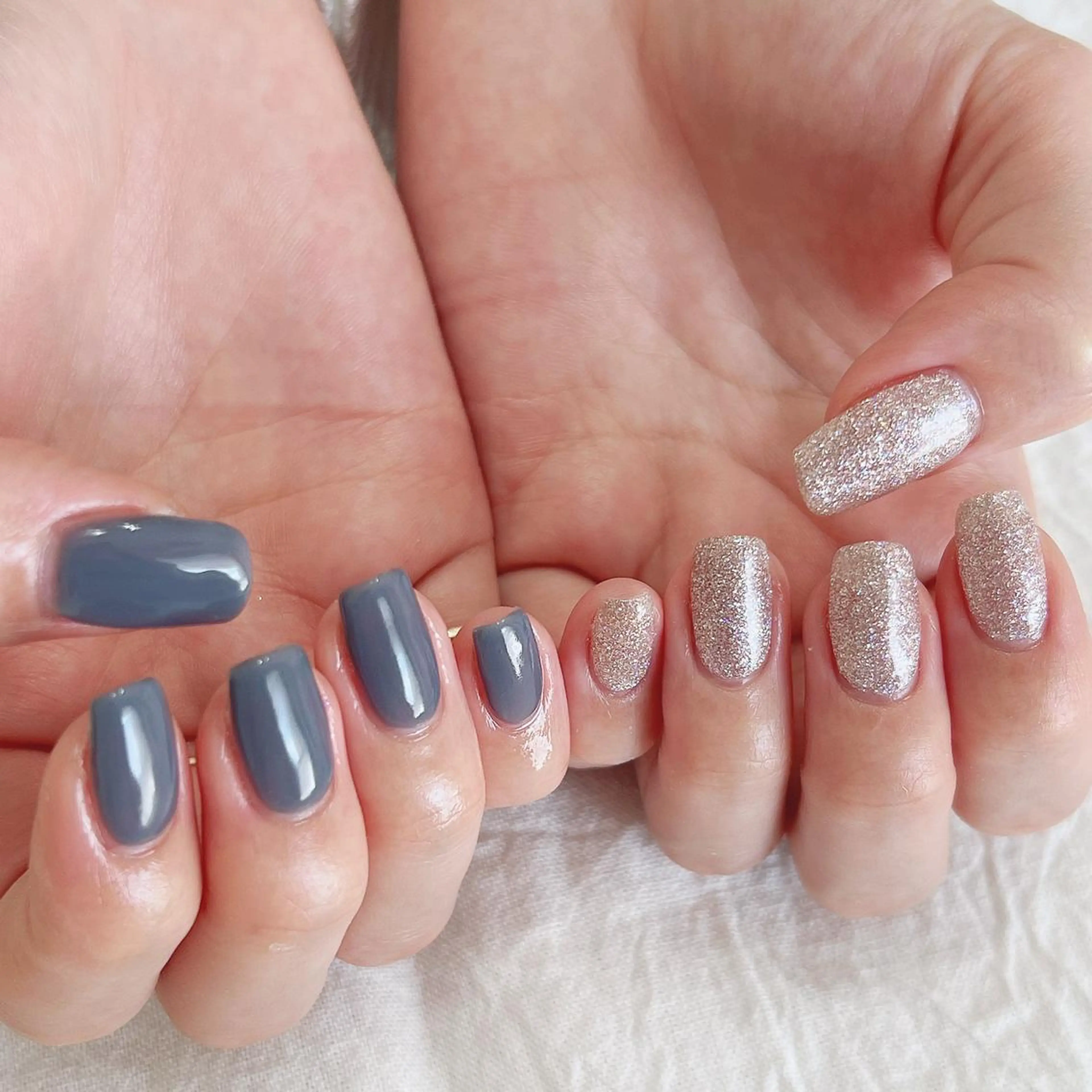 ネイル ラメ(グリッター) ネイビー ワンカラーネイル スクエアネイル ハンドネイル peaberry nailのネイルデザイン