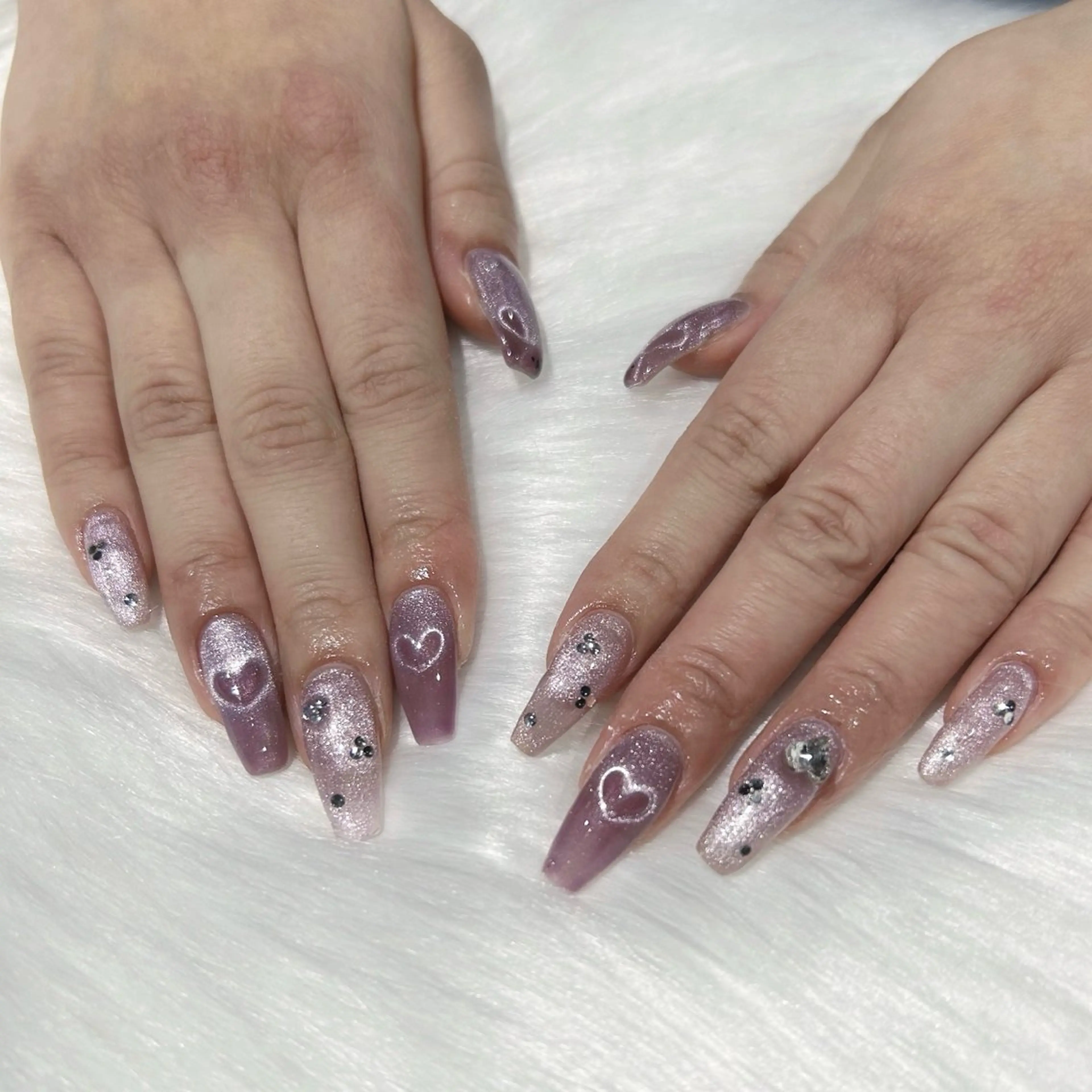 ネイル ハート キラキラネイル マグネットネイル ワンホンネイル ハンドネイル Keli Nailのネイルデザイン