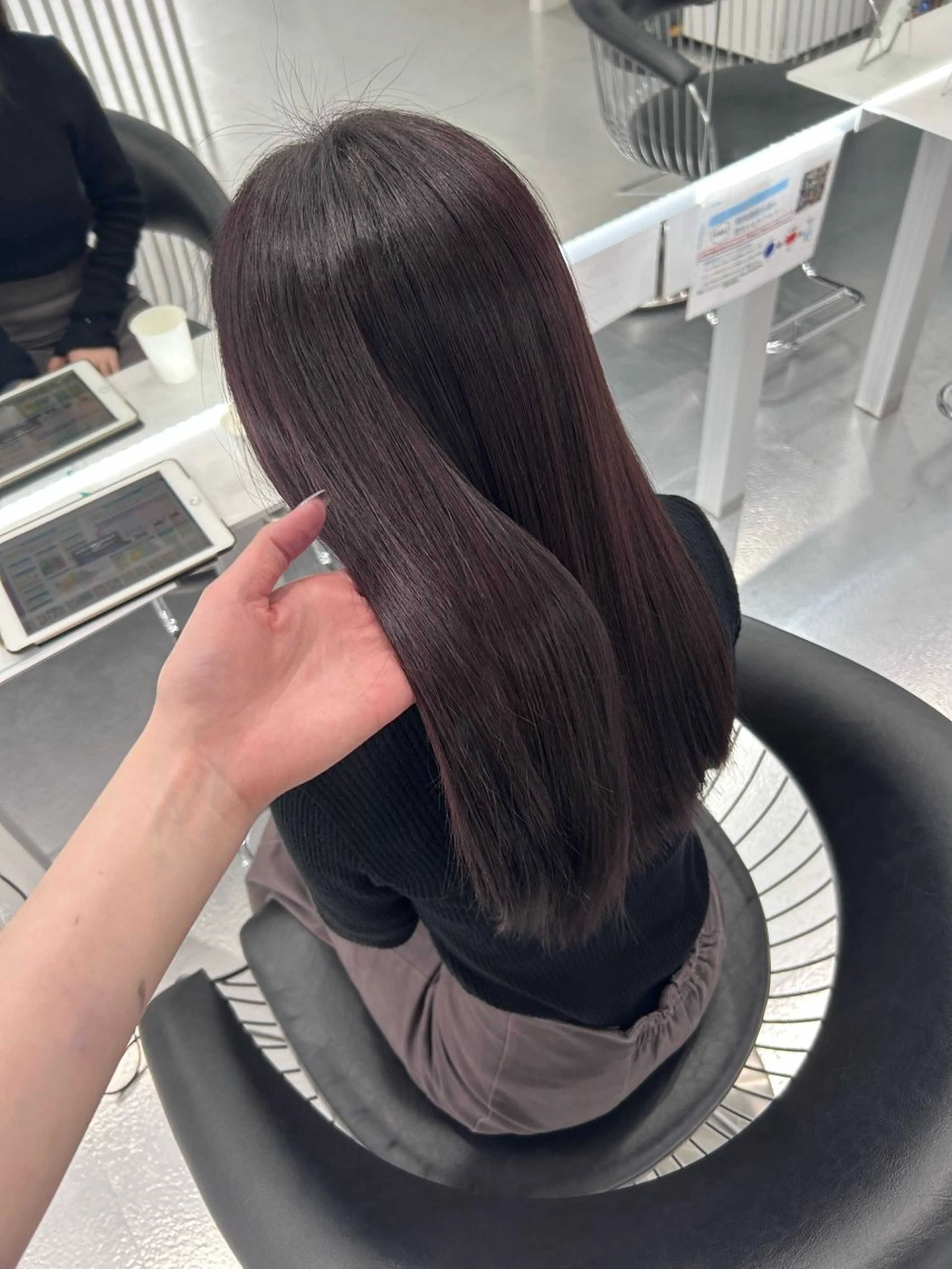 ロング パープルカラー ヘアカラー あやめ🪽 オリーブ/ハイトーンのヘアスタイル