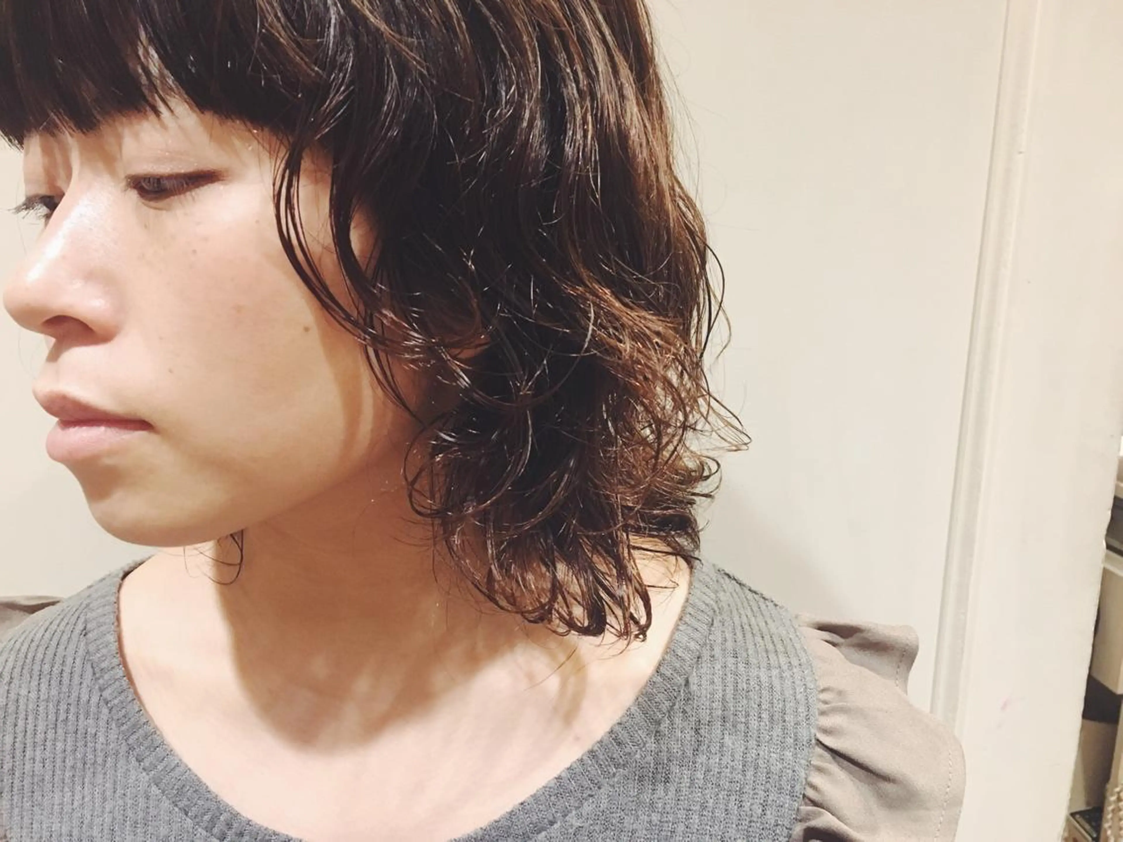 ミディアム カラー パーマ la fith所属・rico_by ヘアとアイブロウのヘアスタイル