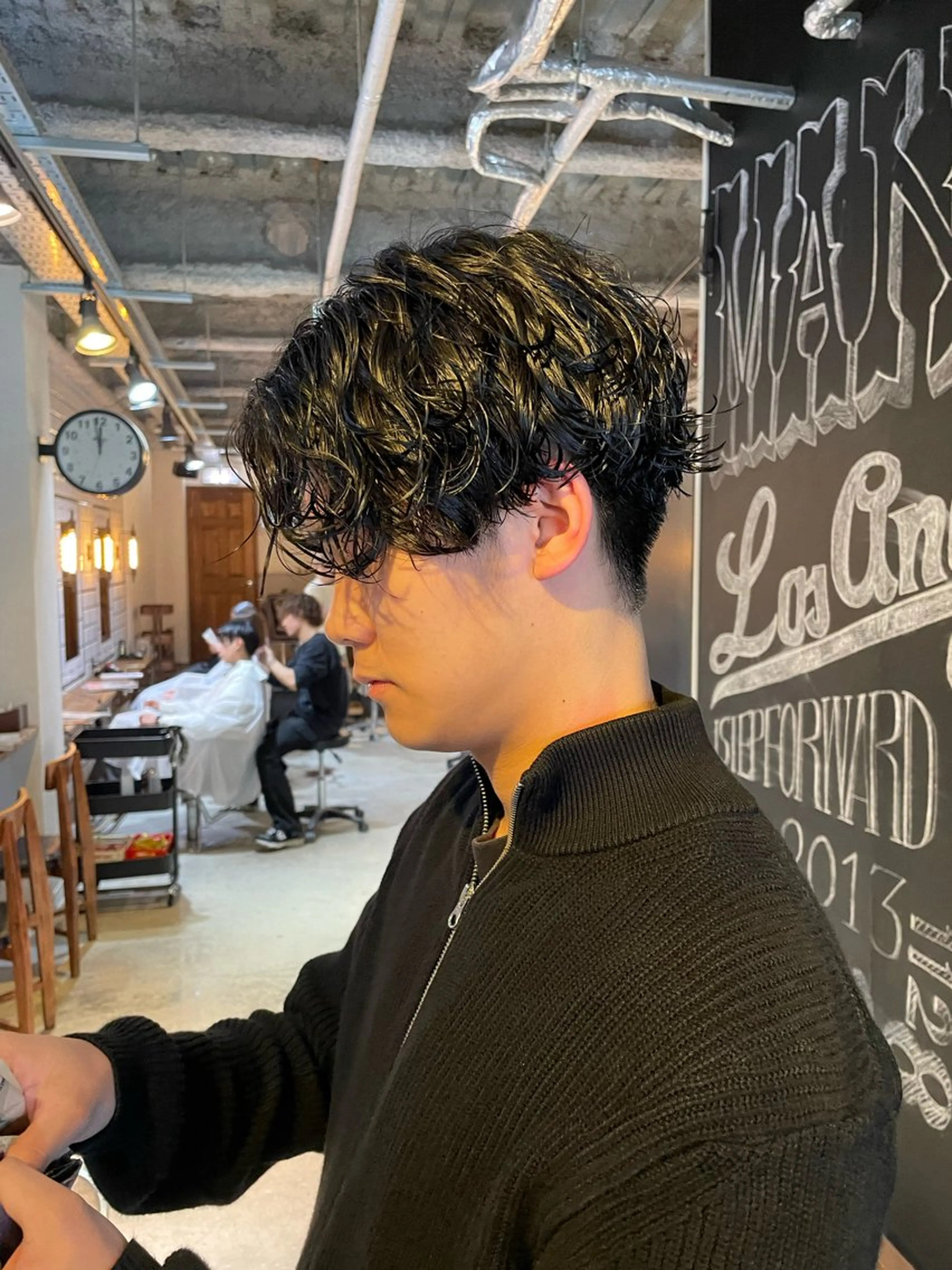 メンズ MILES所属・名古屋/メンズパーマ 西村侑真のヘアスタイル