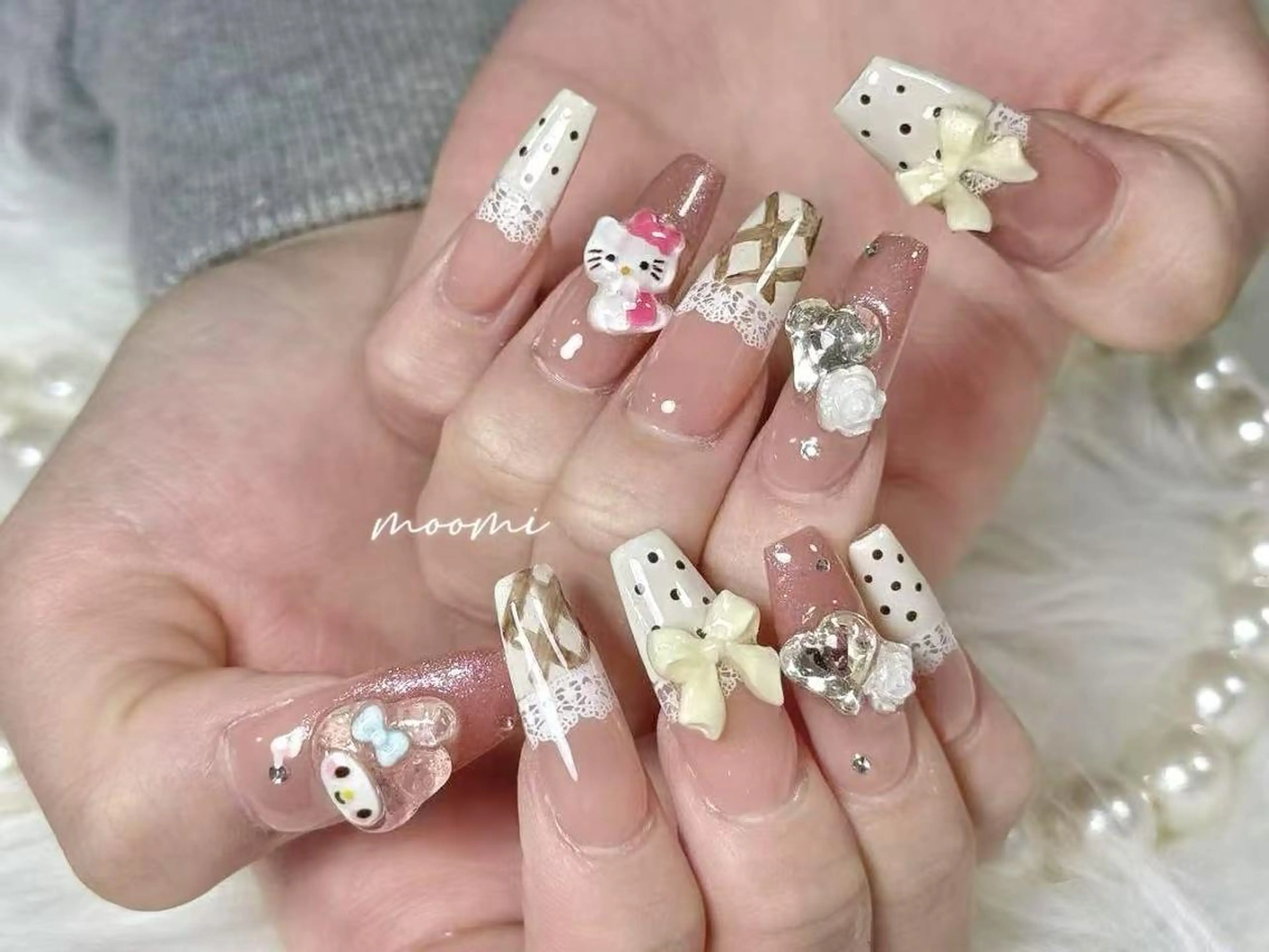 ネイル 𓇼𓈒𓏸ゆリ .Moomi 🎐のネイルデザイン