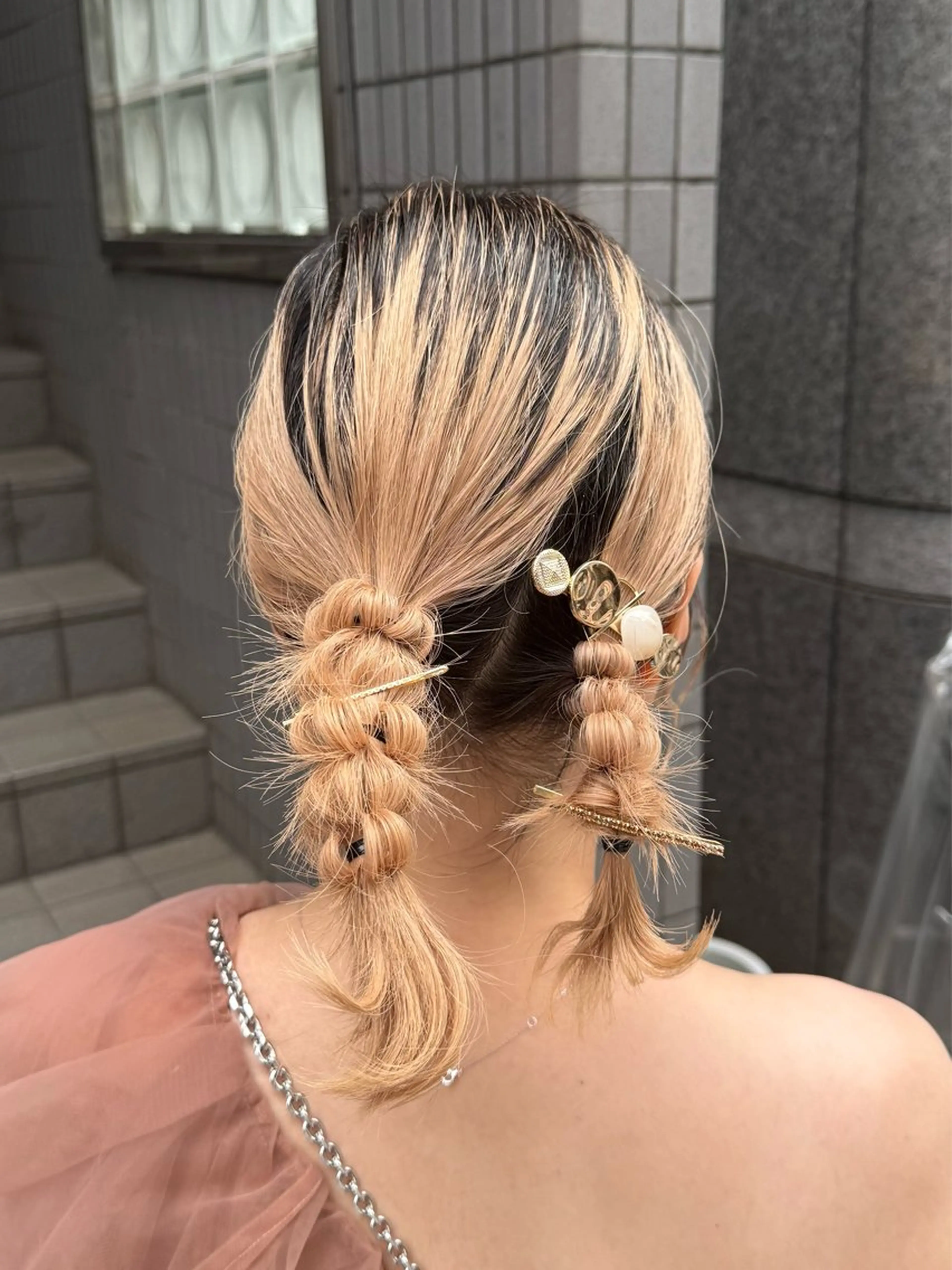 セミロング ヘアアレンジ ヘアセット 暗髪🥣アレンジ🎀 FACE。らんのヘアスタイル