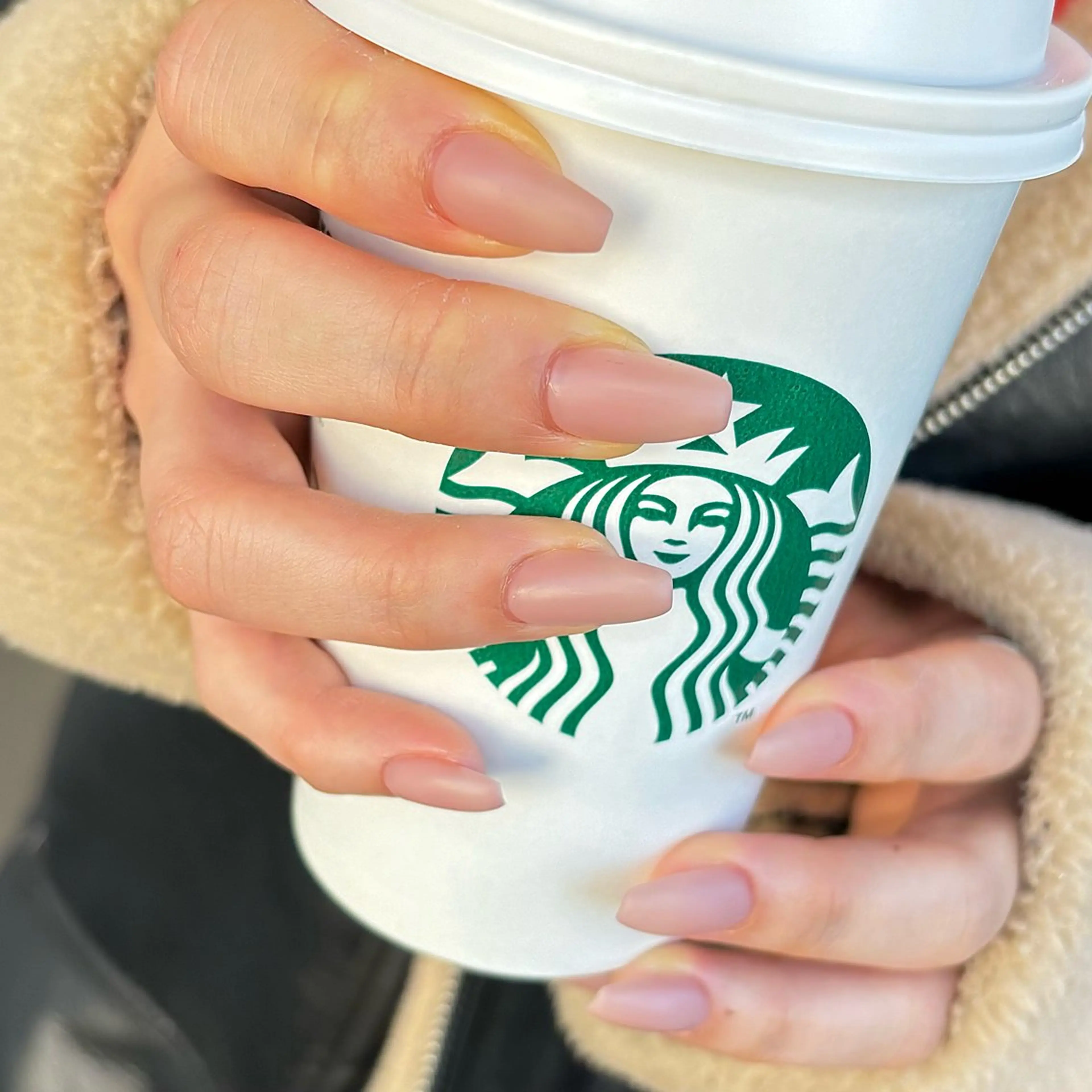 ネイル マットネイル ワンカラーネイル ハンドネイル Nailsalon BLOOM🌷 山崎のネイルデザイン
